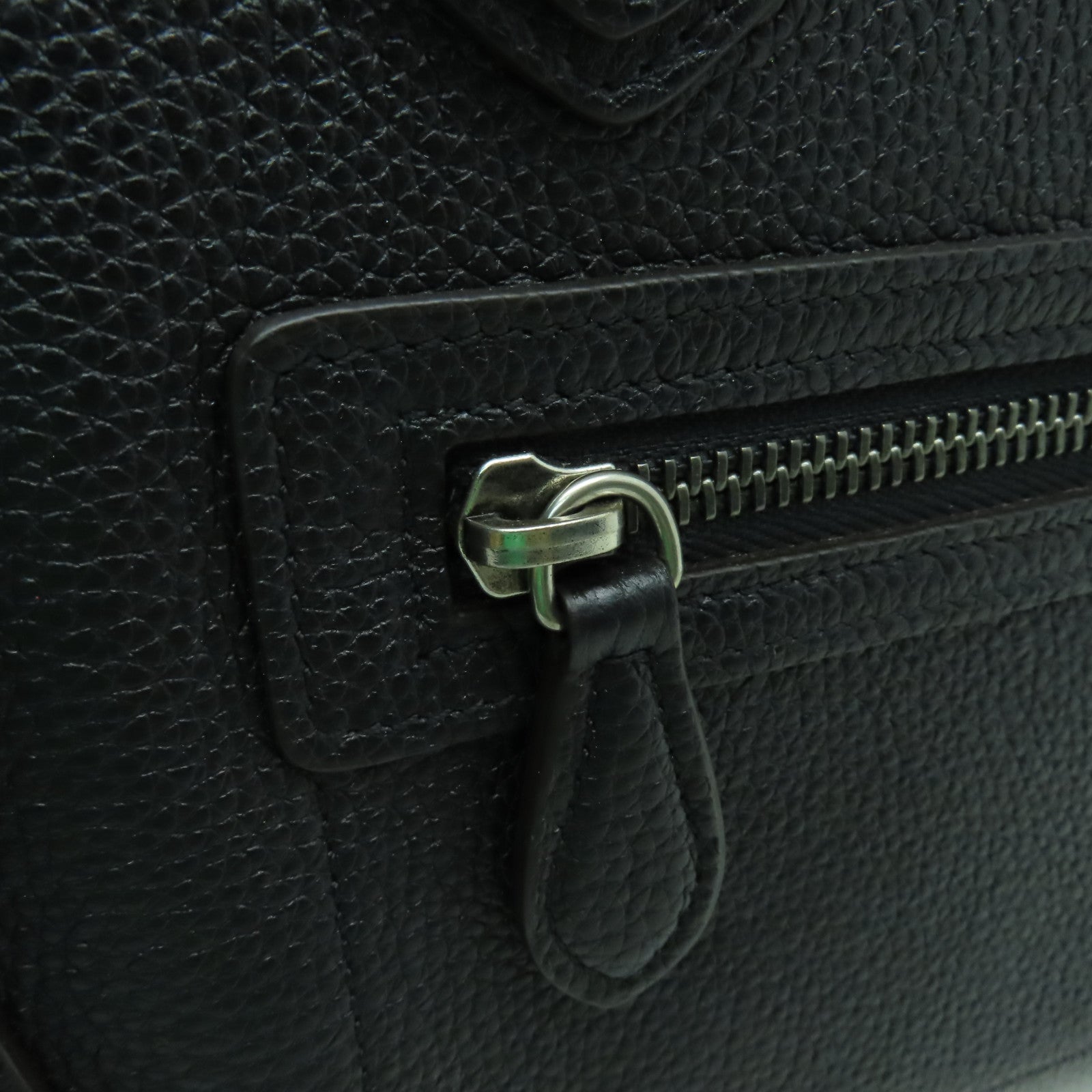 CELINE 【激減優惠】牛皮皮革Micro Luggage銀扣手挽袋黑色
