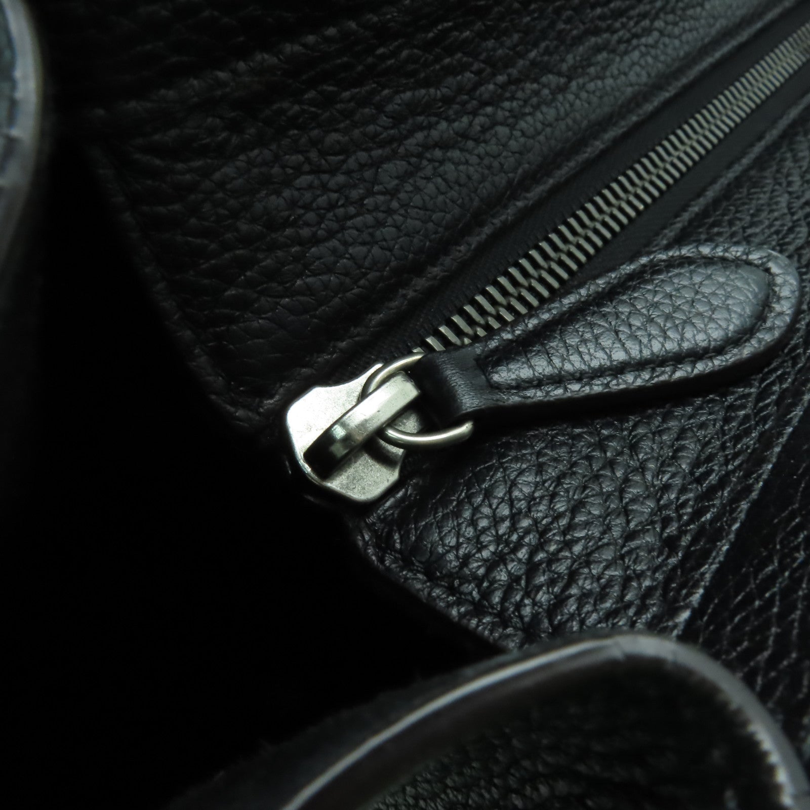 CELINE 【激減優惠】牛皮皮革Micro Luggage銀扣手挽袋黑色