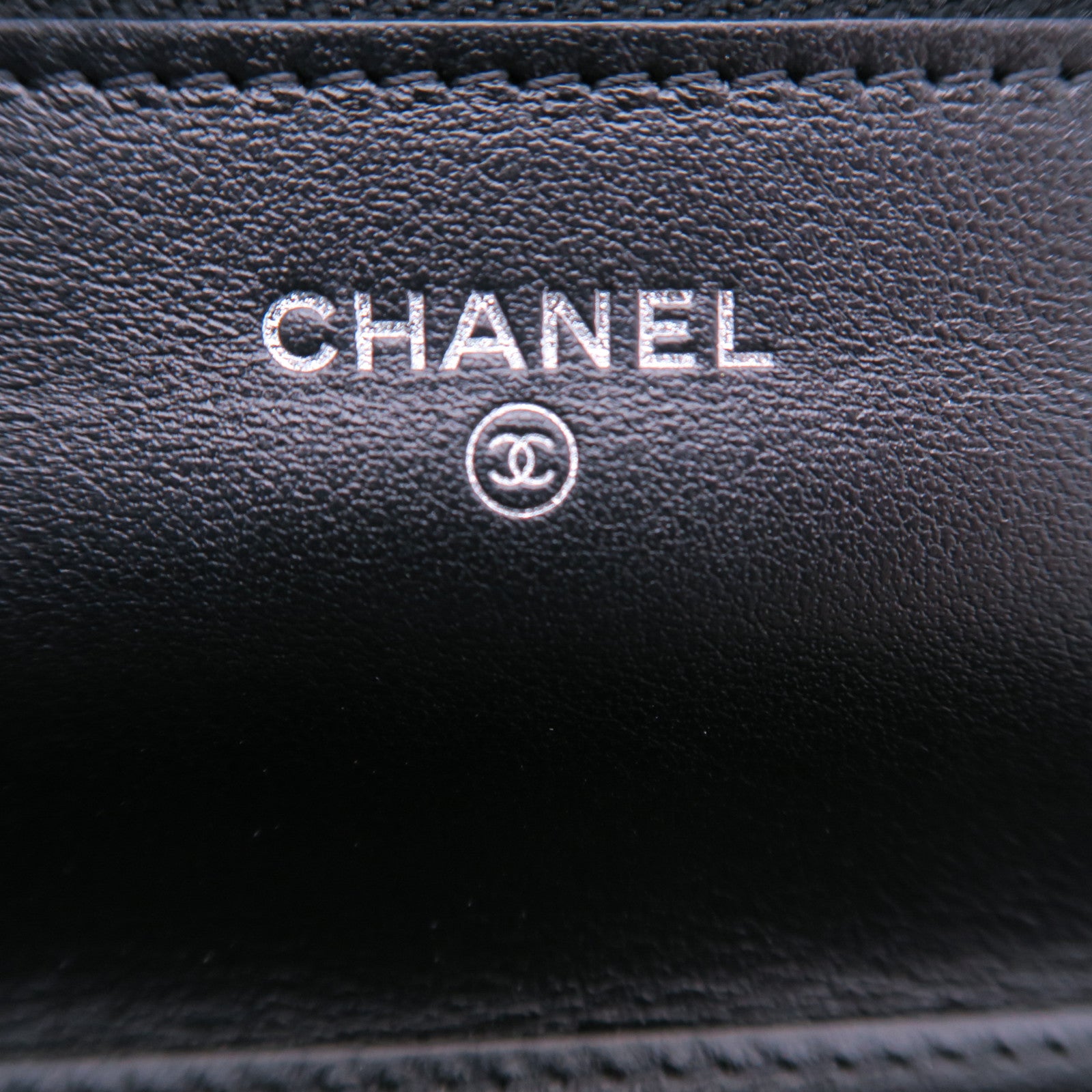 CHANEL 菱格漆皮皮革WOC Wallet On Chain銀扣鏈帶肩背袋紅色/黑色