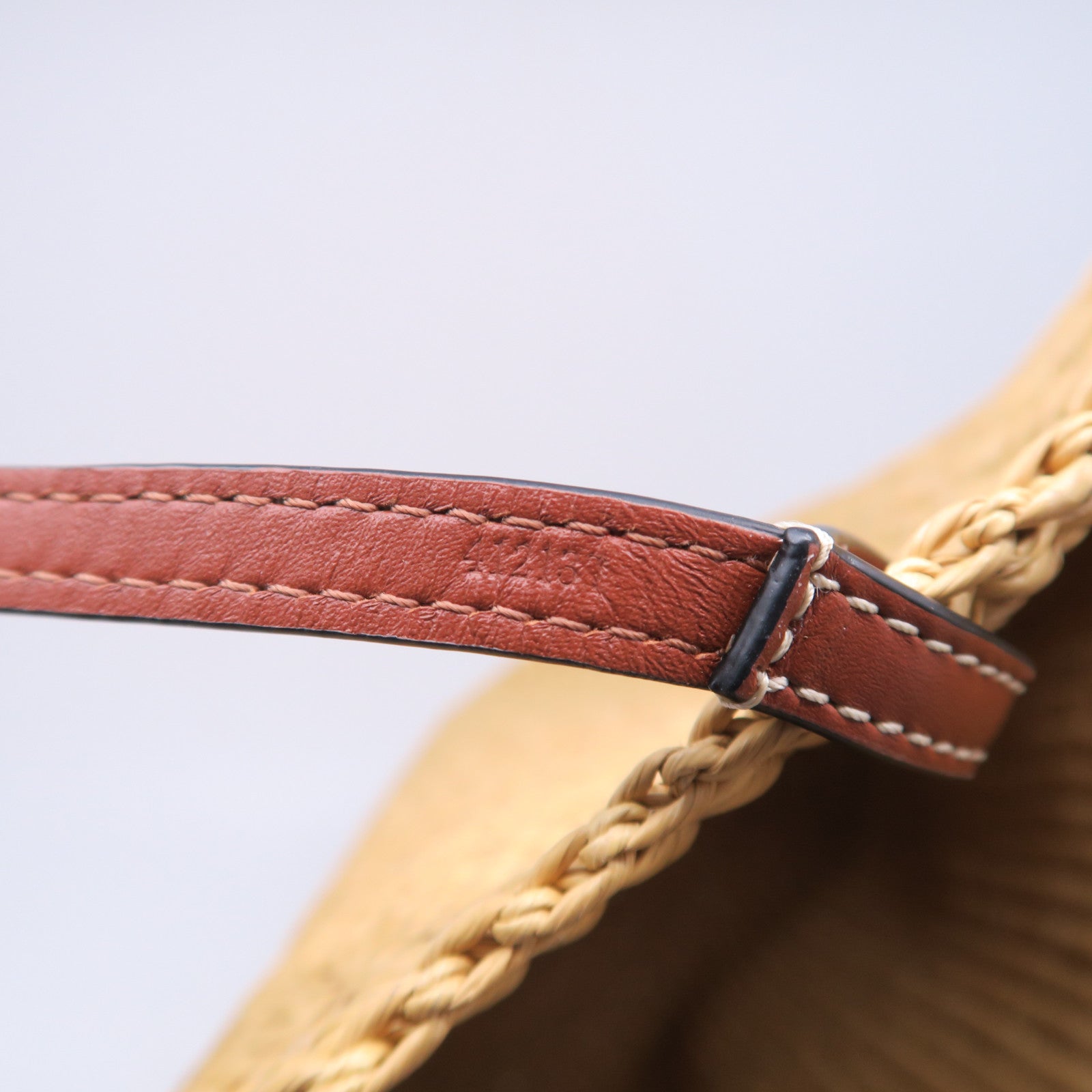 LOEWE Grass/牛皮皮革Shell Basket Bag手挽袋啡色