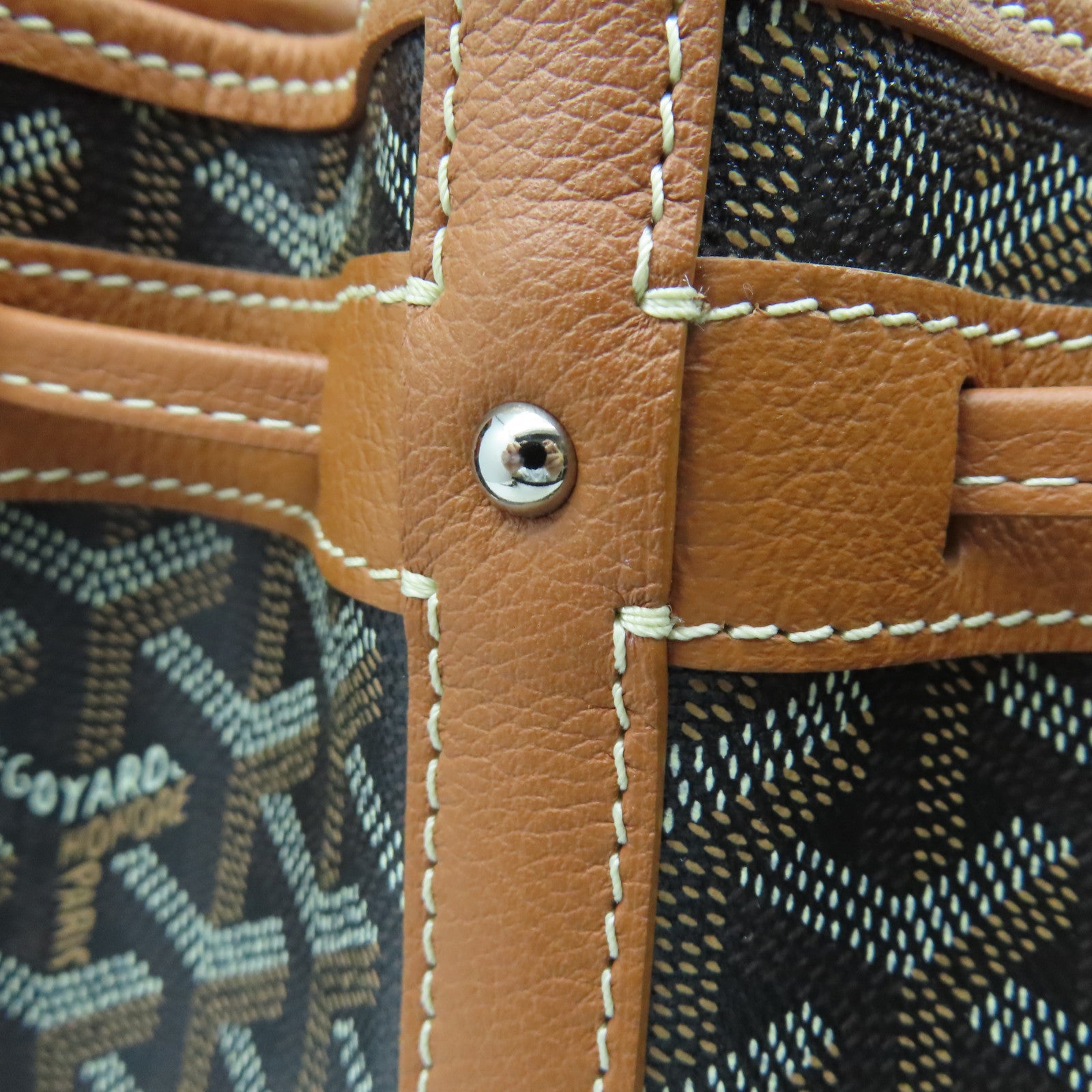 GOYARD 塗層帆布/牛皮皮革Petit Flot Bucket Bag銀扣肩背袋黑色/棕色