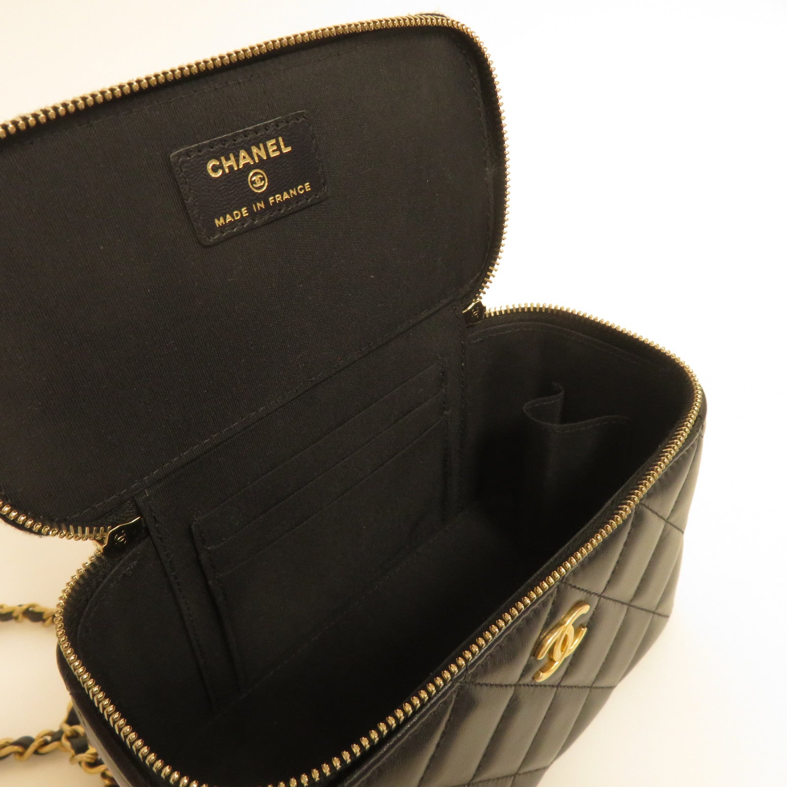 CHANEL 菱格羊皮皮革Chain Shoulder金扣鏈帶肩背袋黑色
