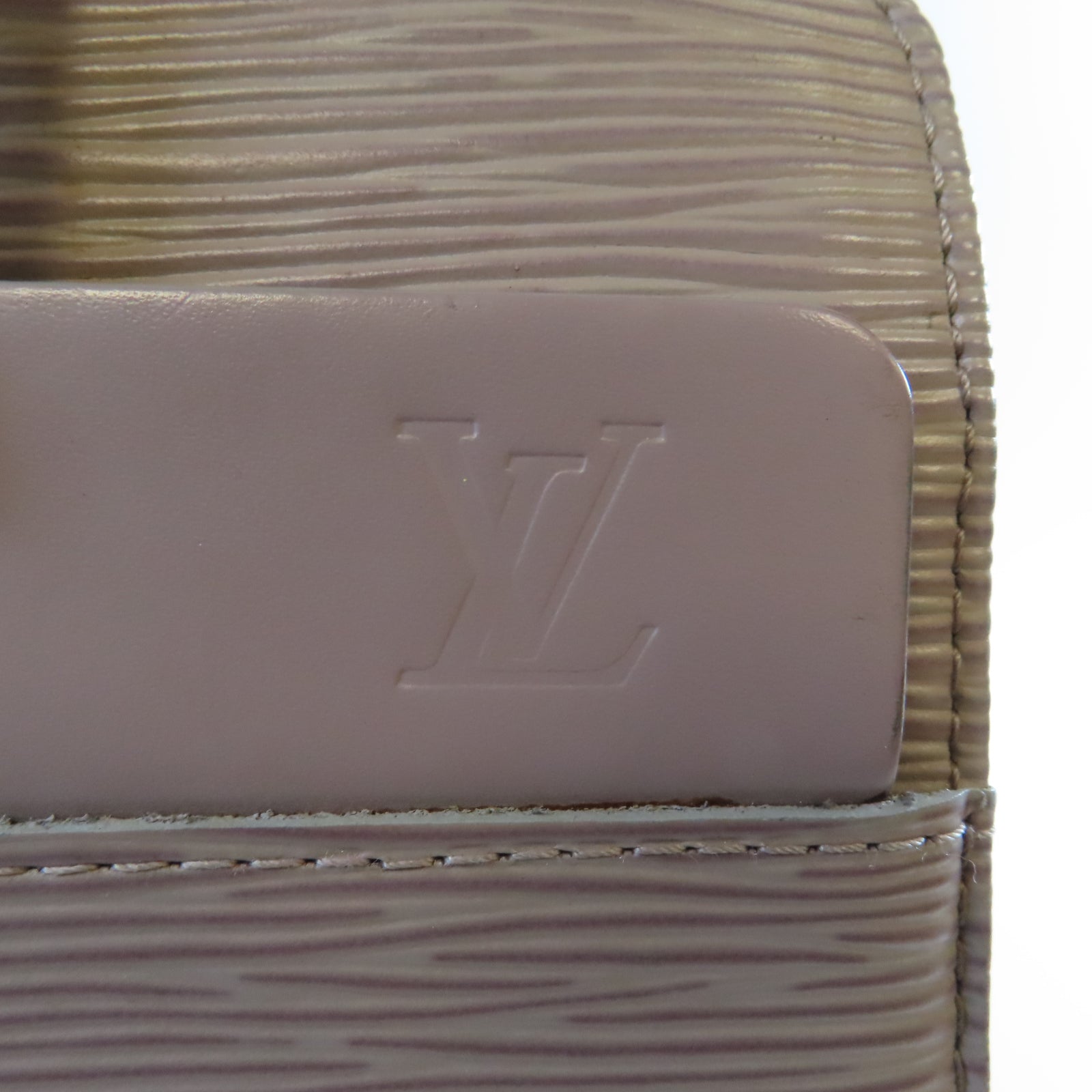 LOUIS VUITTON Epi Croisette PM銀扣肩背袋灰色