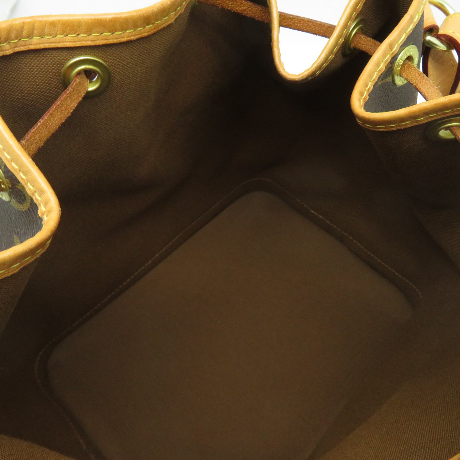 LOUIS VUITTON Monogram Petit Noe金扣肩背袋啡色