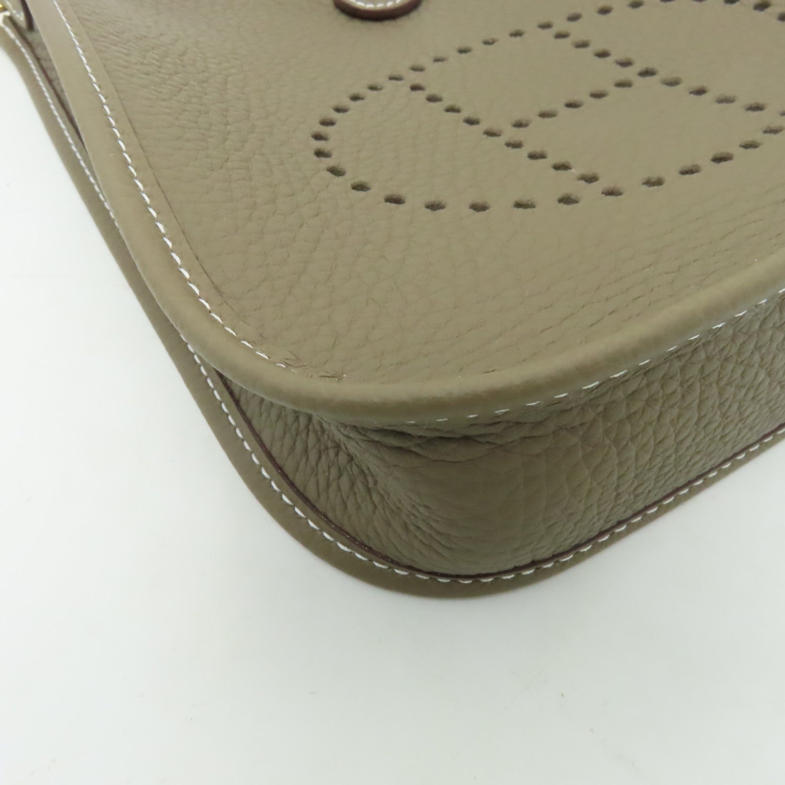 HERMES Clemence皮革Evelyne TPM金扣肩背袋棕色