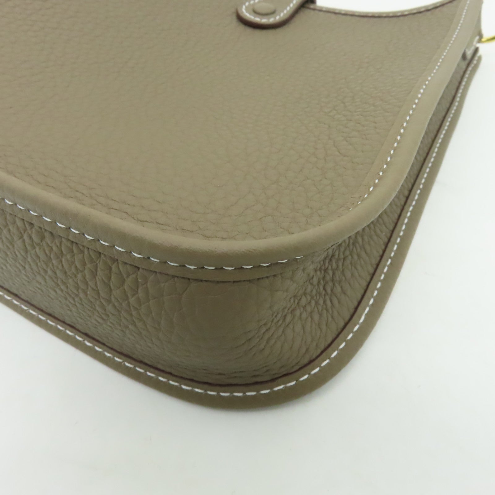 HERMES Clemence皮革Evelyne TPM金扣肩背袋棕色