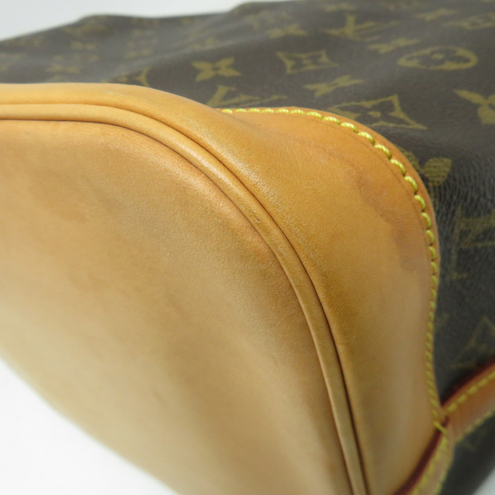LOUIS VUITTON Monogram Petit Noe金扣肩背袋啡色