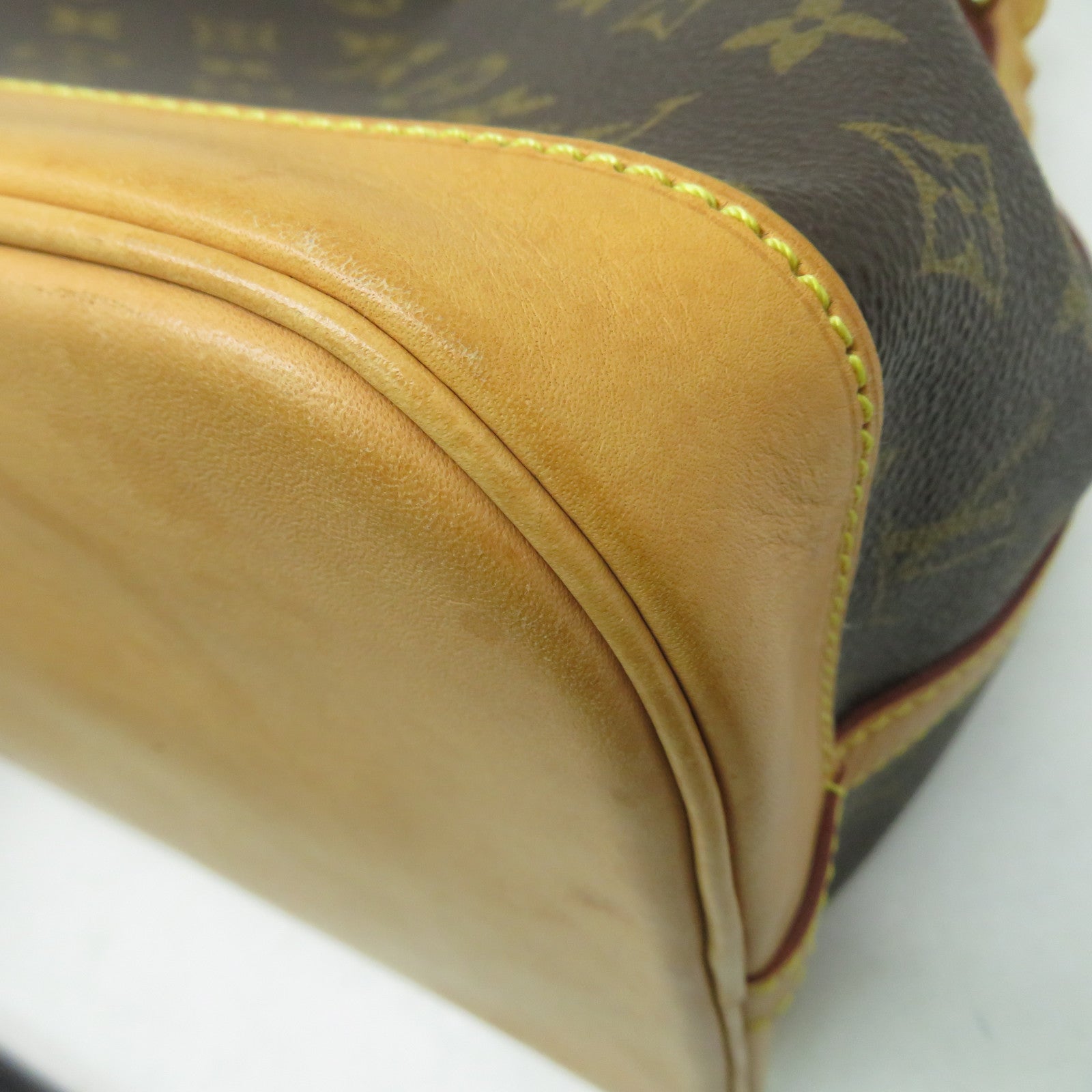 LOUIS VUITTON Monogram Petit Noe金扣肩背袋啡色