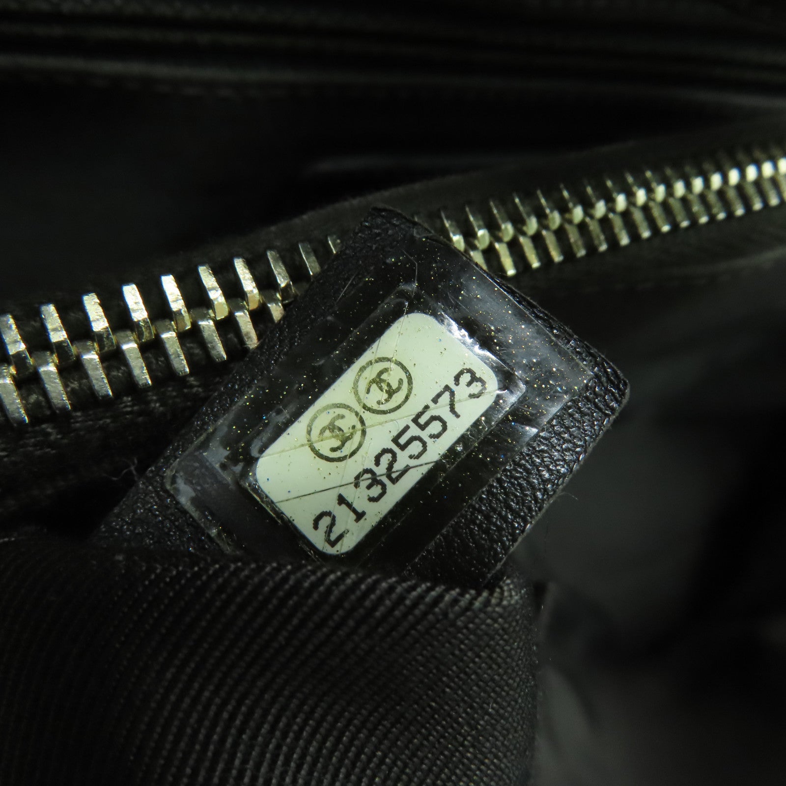 CHANEL 菱格牛皮皮革Boy Totebag金扣手挽袋深绿色