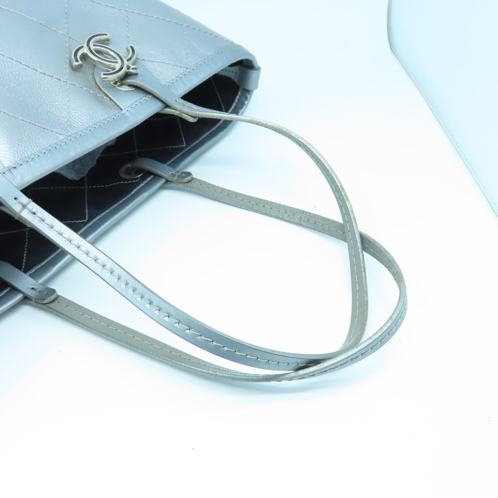CHANEL 【激減優惠】菱格Caviar皮革Tote Bag銀扣手挽袋銀色