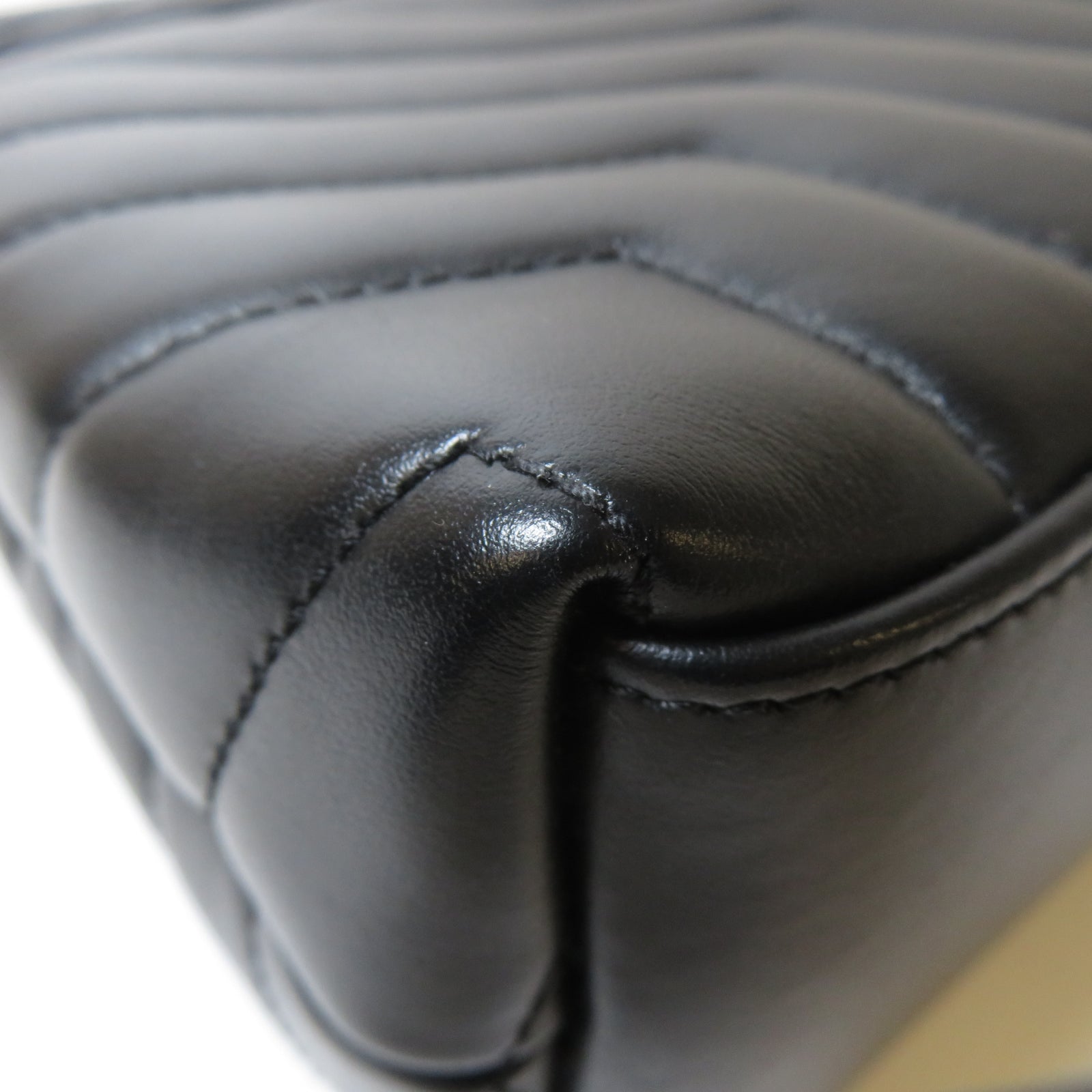 SAINT LAURENT 牛皮皮革Lou Lou Bag銀扣鏈帶肩背袋黑色