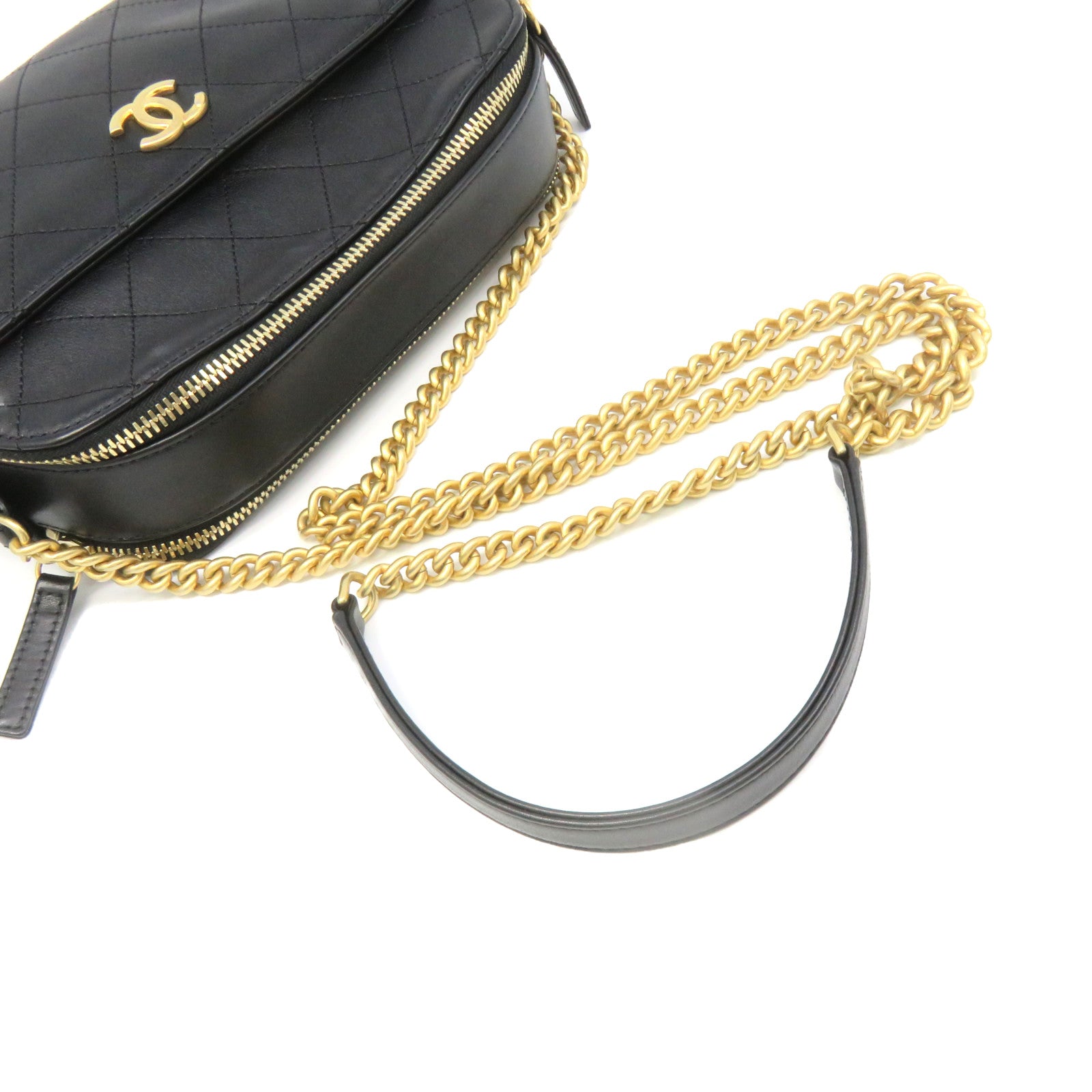 CHANEL 菱格牛皮皮革Camera Shoulder Bag金扣链带肩背袋黑色