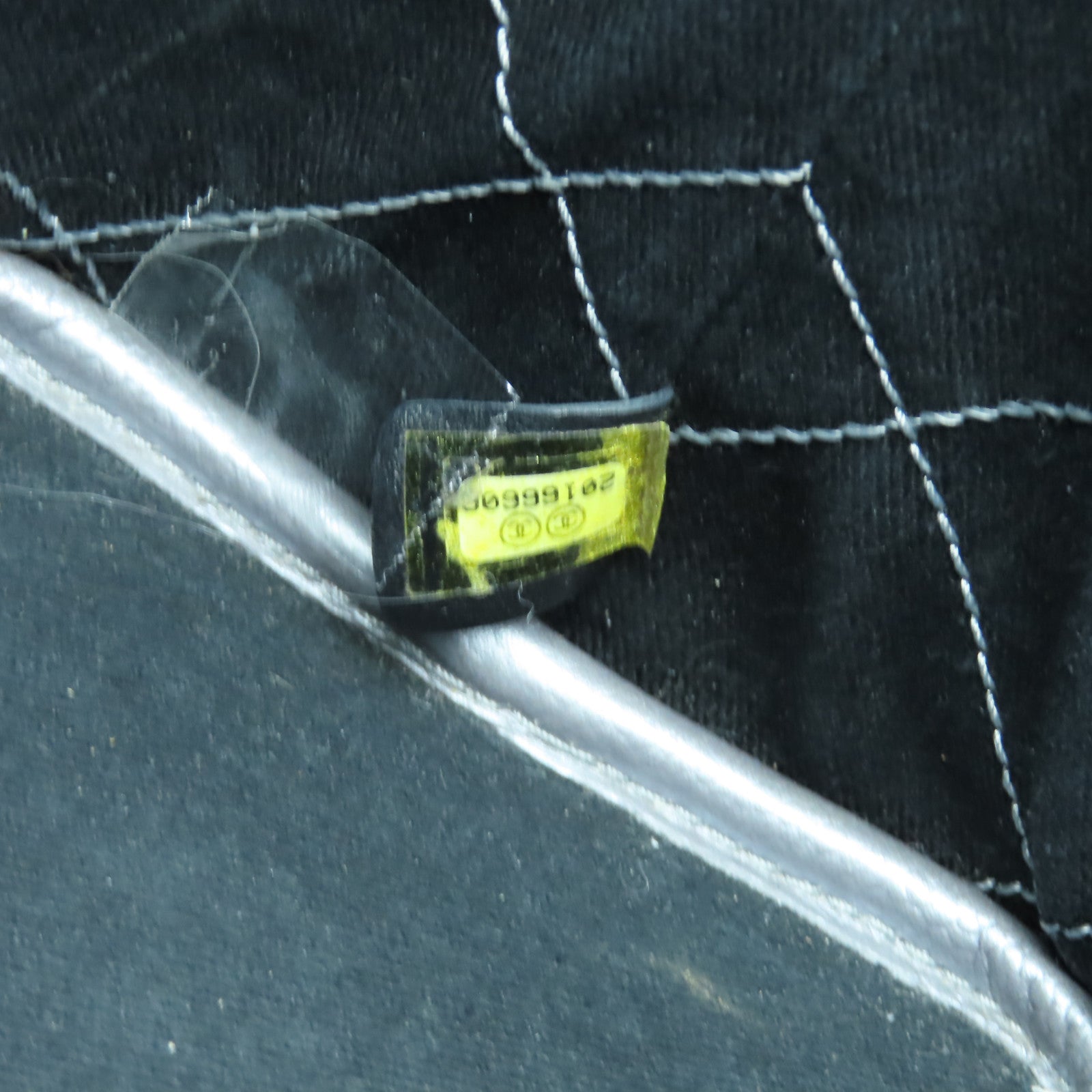 CHANEL 【激減優惠】菱格Caviar皮革Tote Bag銀扣手挽袋銀色