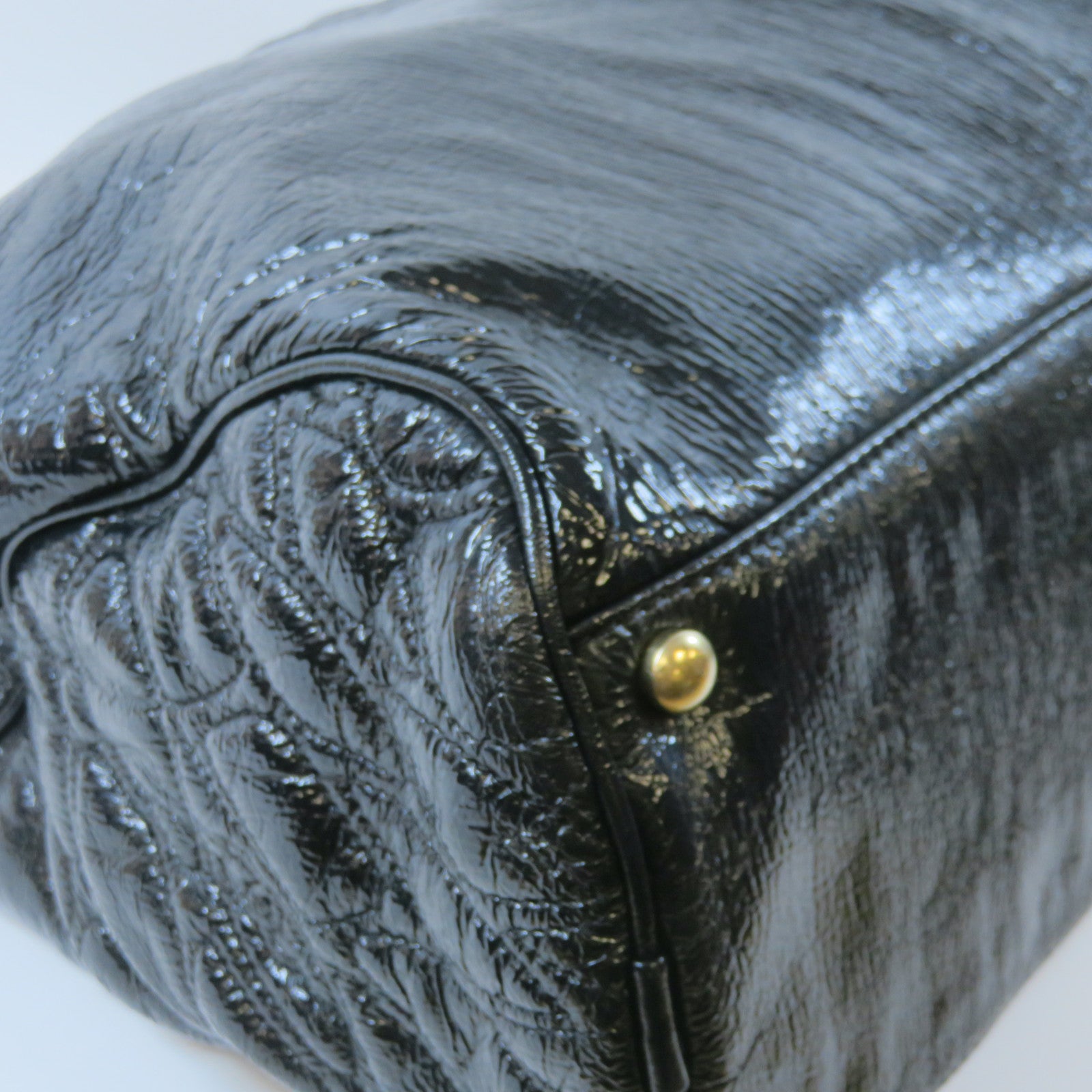 CHANEL 漆皮皮革Shoulder Bag金扣肩背袋黑色