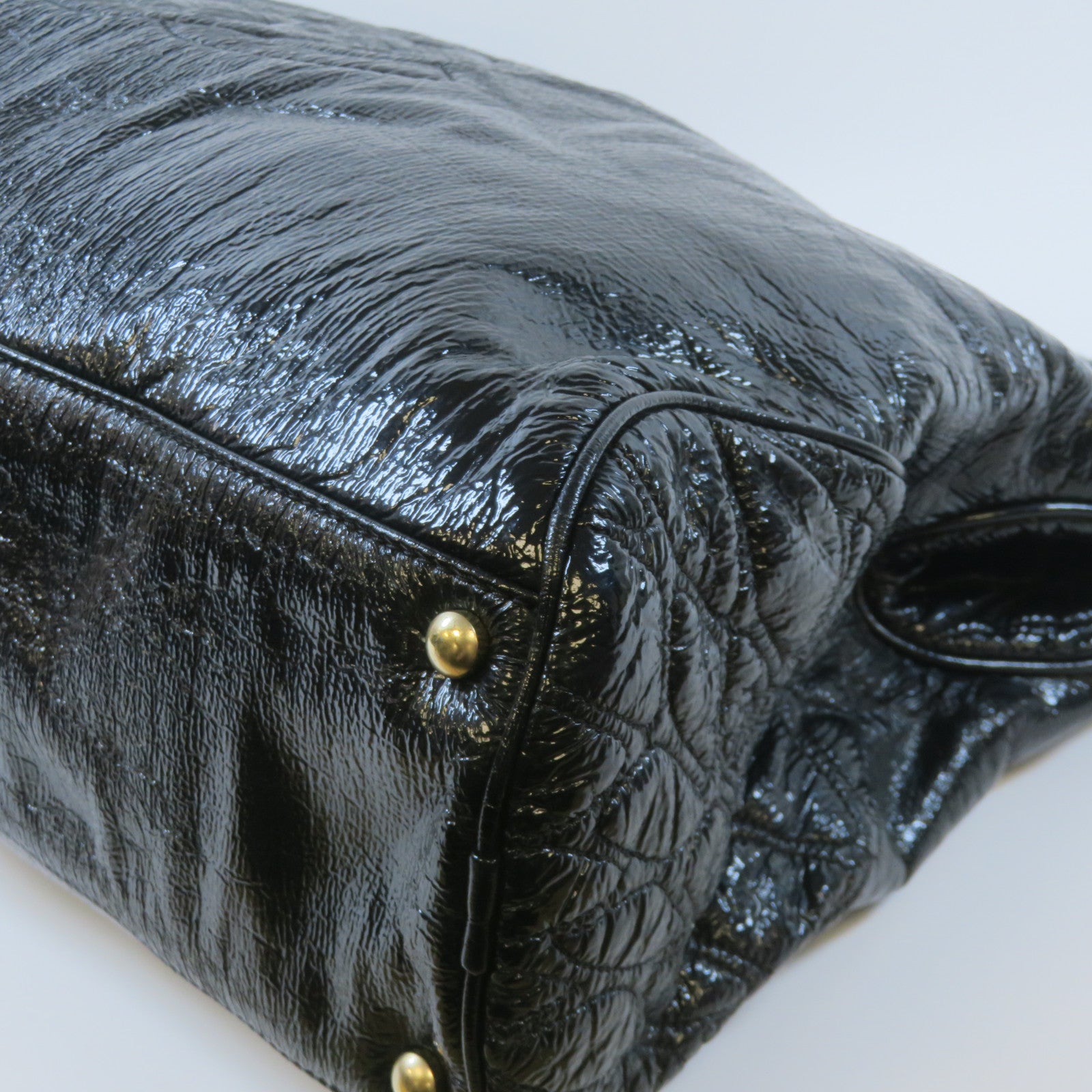 CHANEL 漆皮皮革Shoulder Bag金扣肩背袋黑色