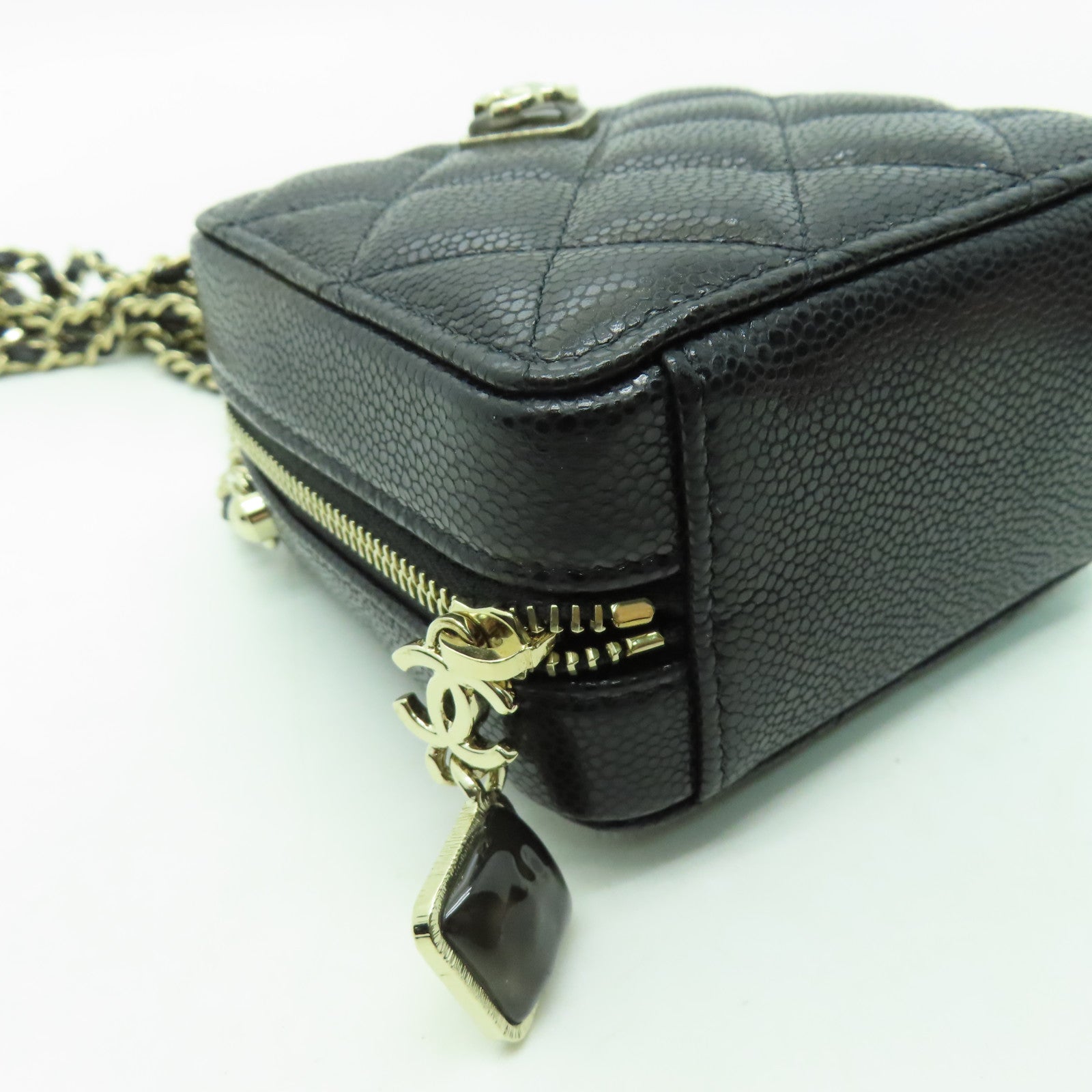CHANEL 菱格Caviar皮革Mini Chain Shoulder金扣鏈帶肩背袋黑色