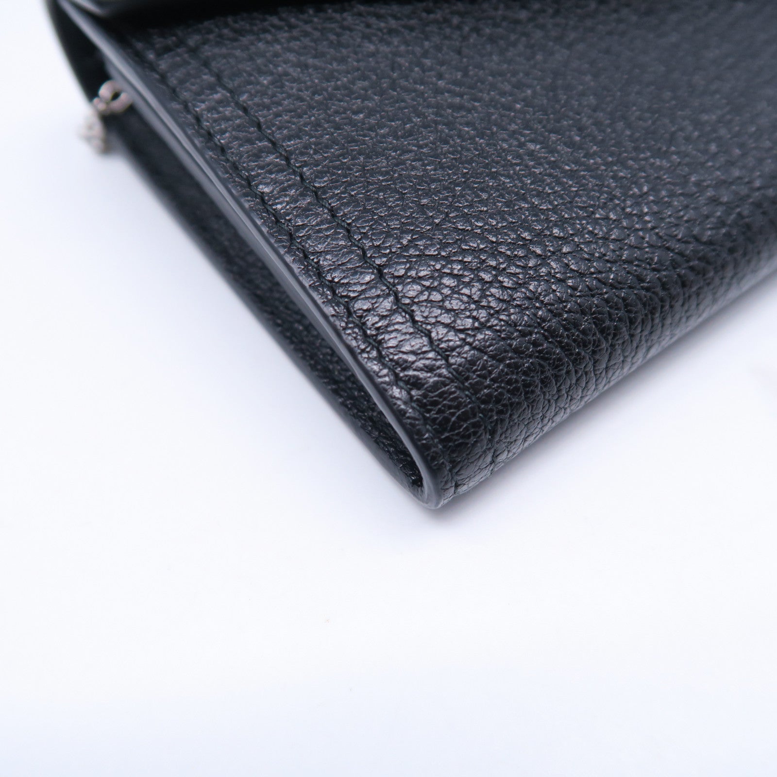 Miu Miu 牛皮皮革Long Wallet銀扣長錢包黑色