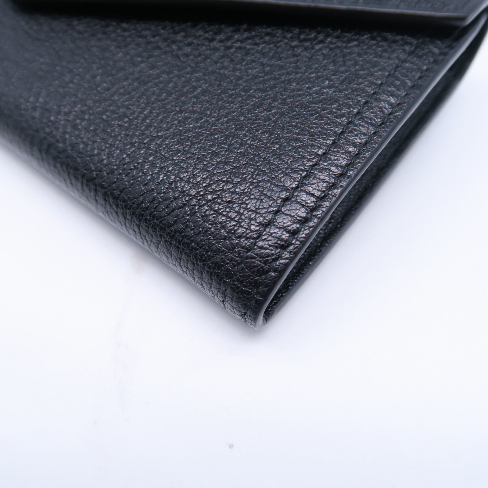 Miu Miu 牛皮皮革Long Wallet銀扣長錢包黑色