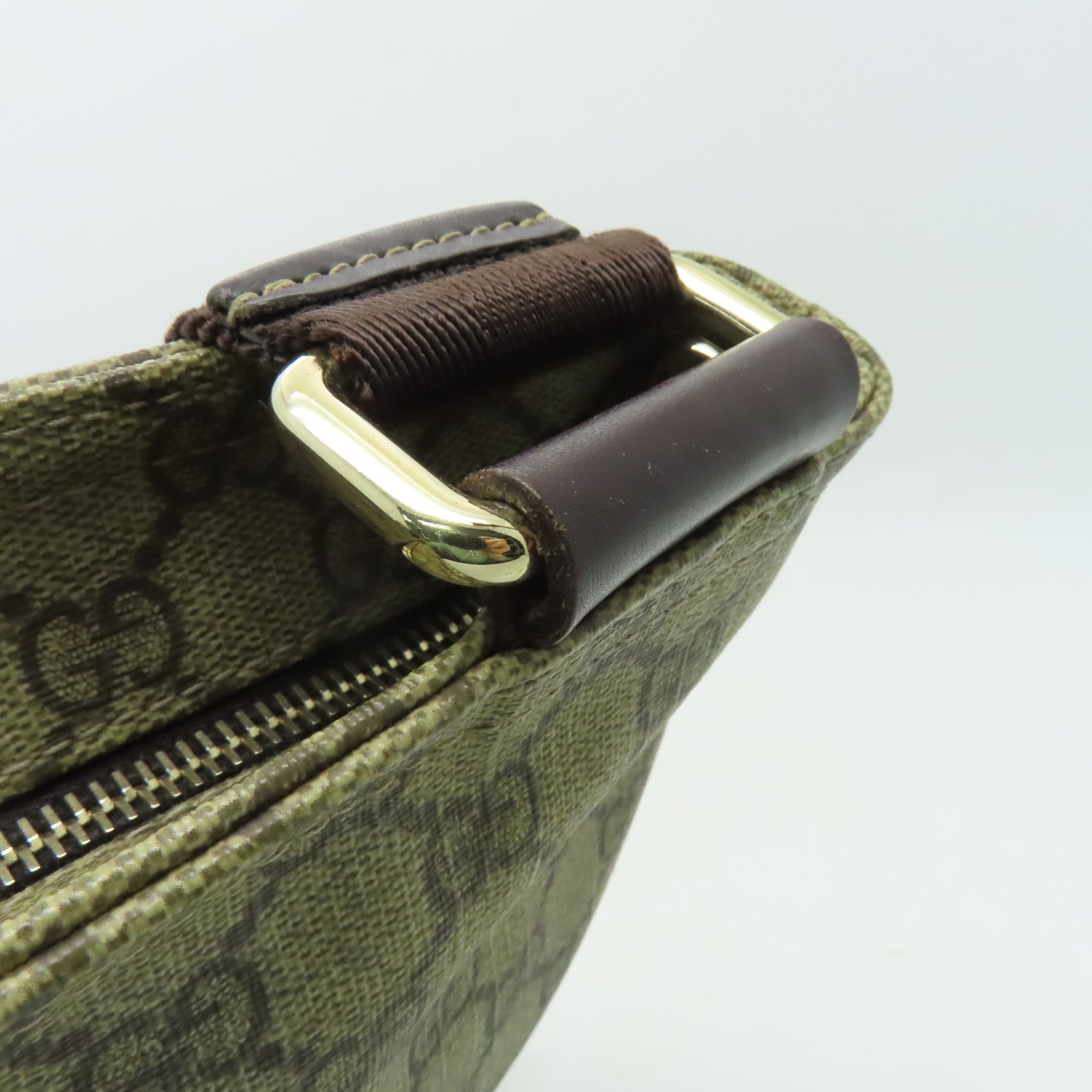 GUCCI 塗層帆布Shoulder Bag金扣肩背袋棕色