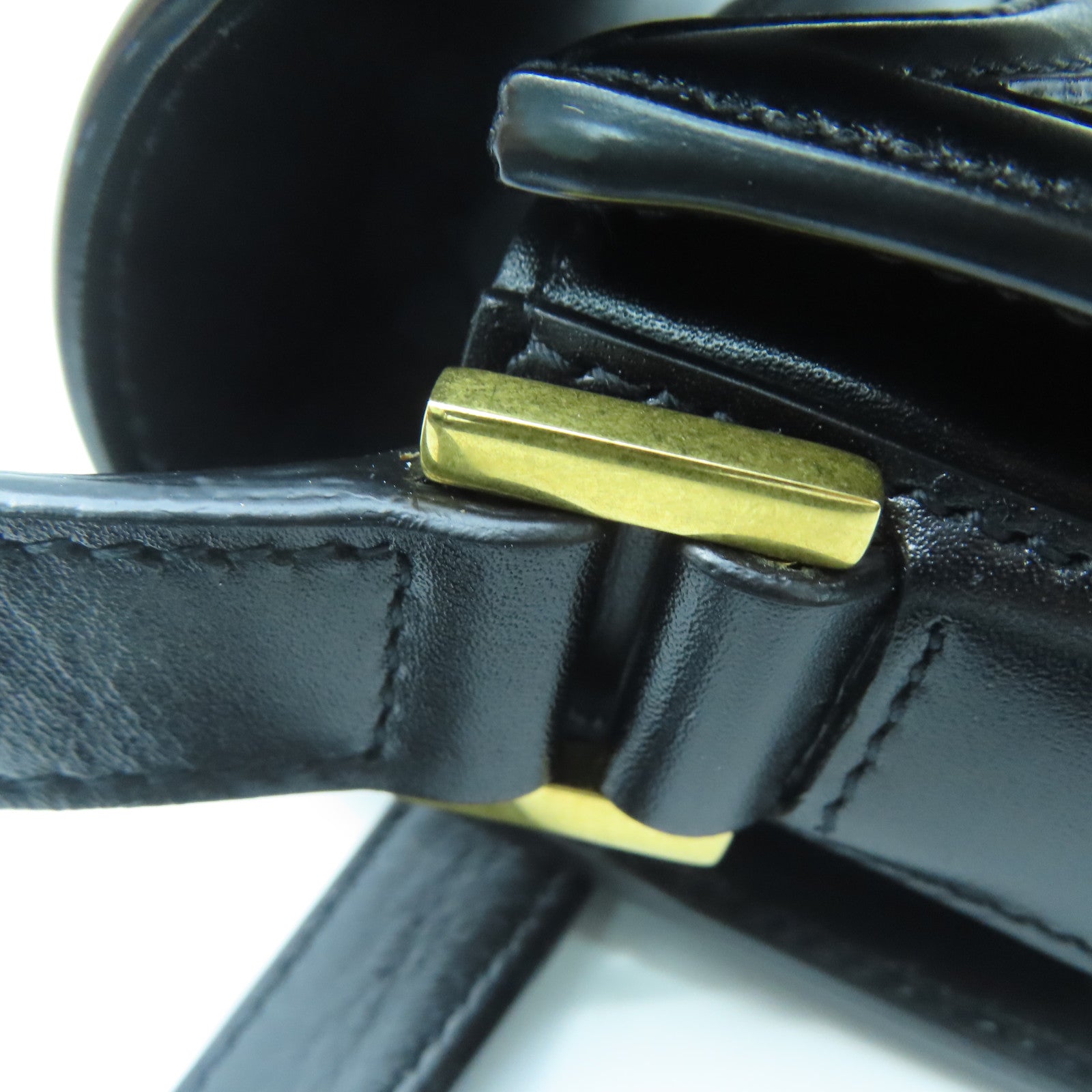 SAINT LAURENT 牛皮皮革Shoulder Bag金扣肩背袋白色/黑色