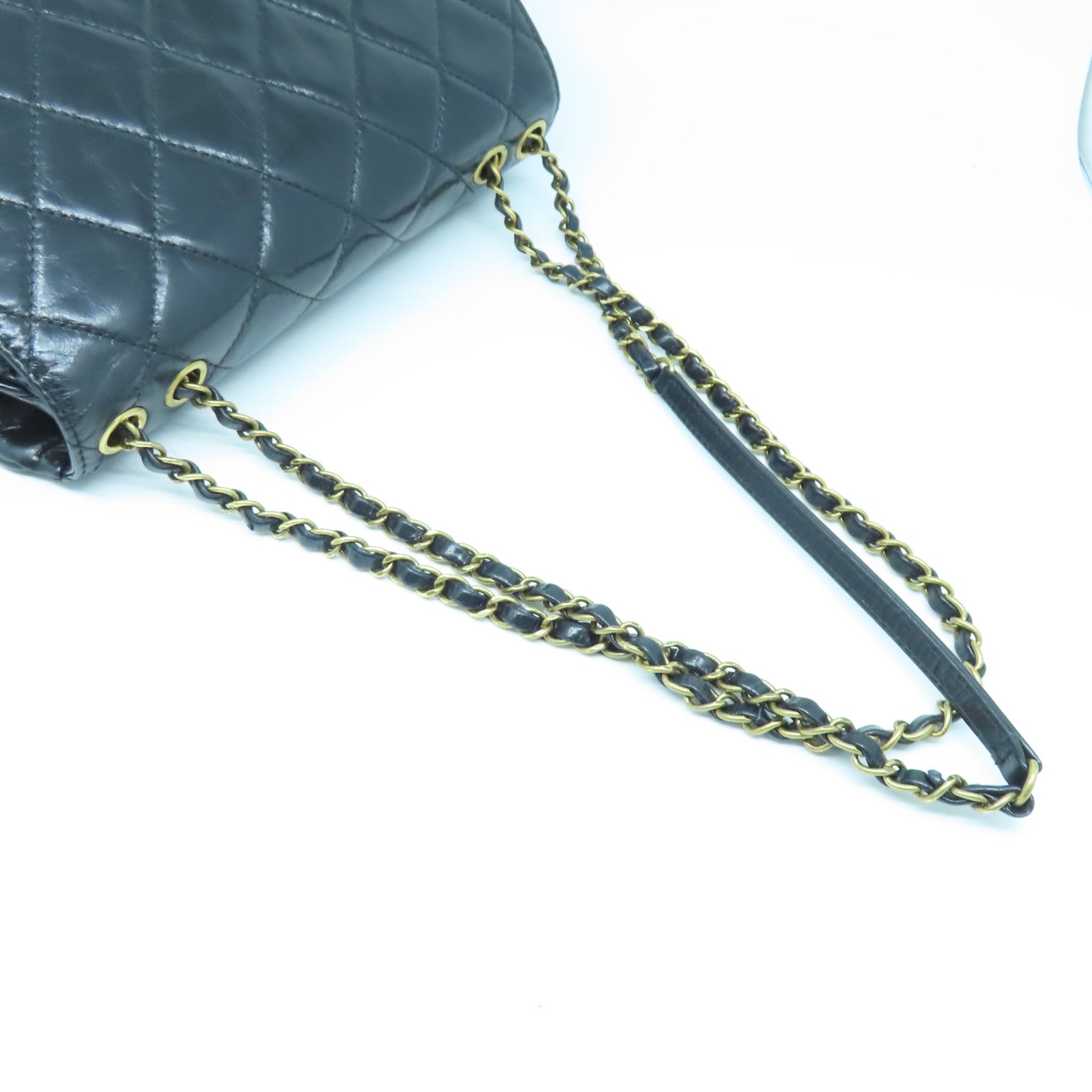 CHANEL 菱格牛皮皮革Chain Shoulder金扣鏈帶肩背袋黑色