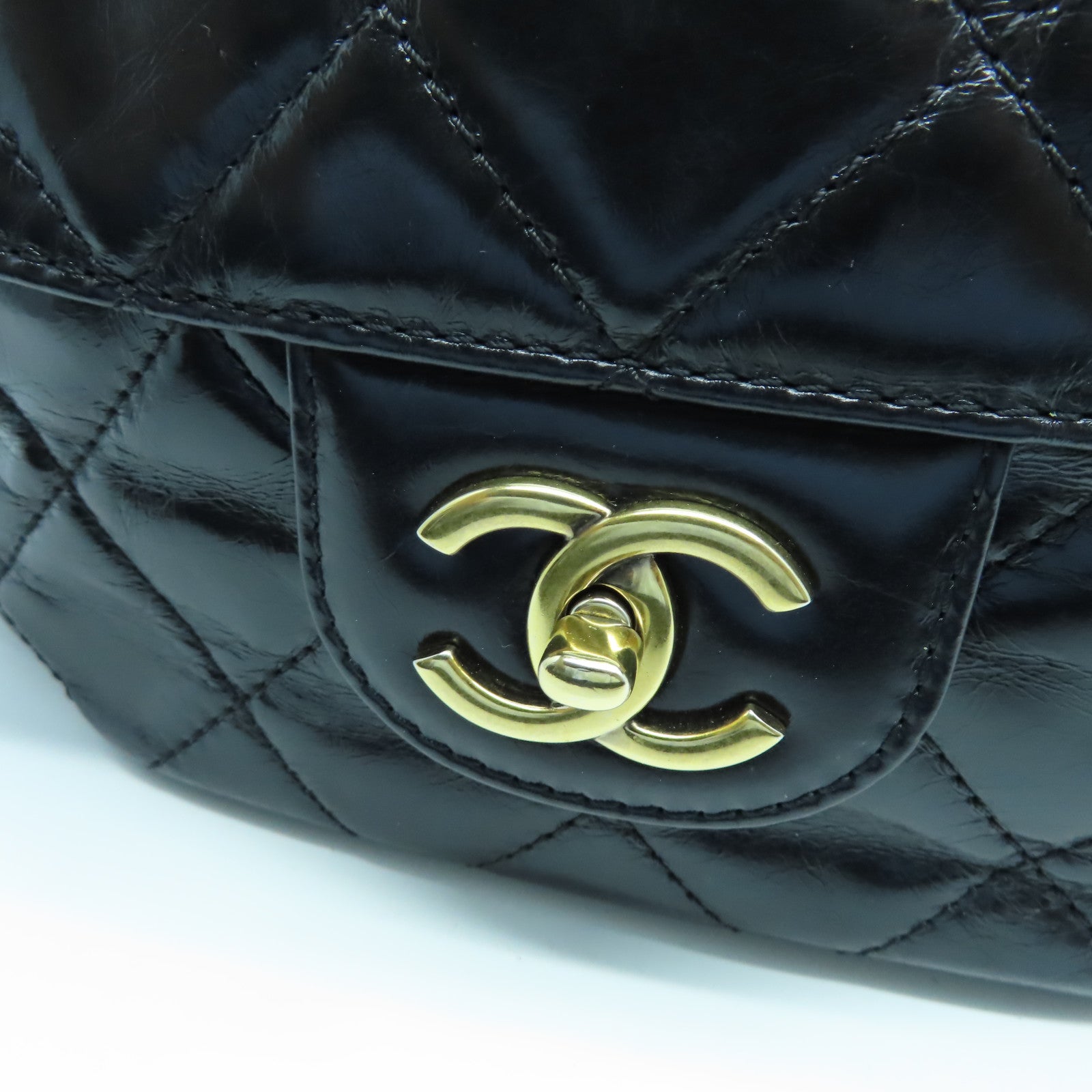 CHANEL 菱格牛皮皮革Chain Shoulder金扣鏈帶肩背袋黑色