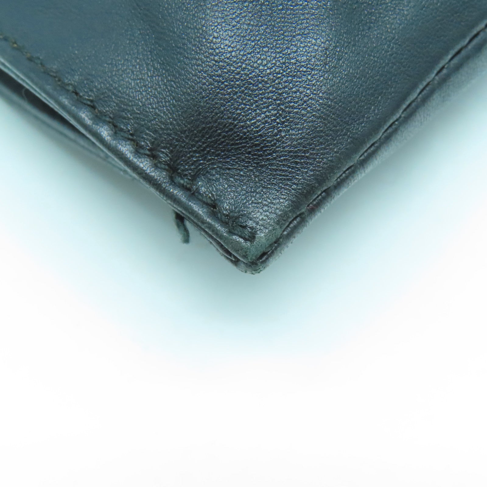 GUCCI 牛皮皮革Pouch銀扣手拿包黑色