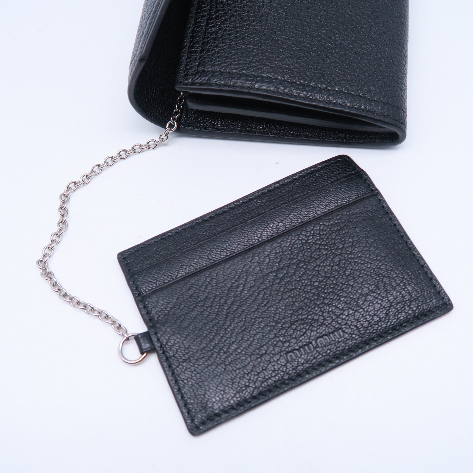 Miu Miu 牛皮皮革Long Wallet銀扣長錢包黑色