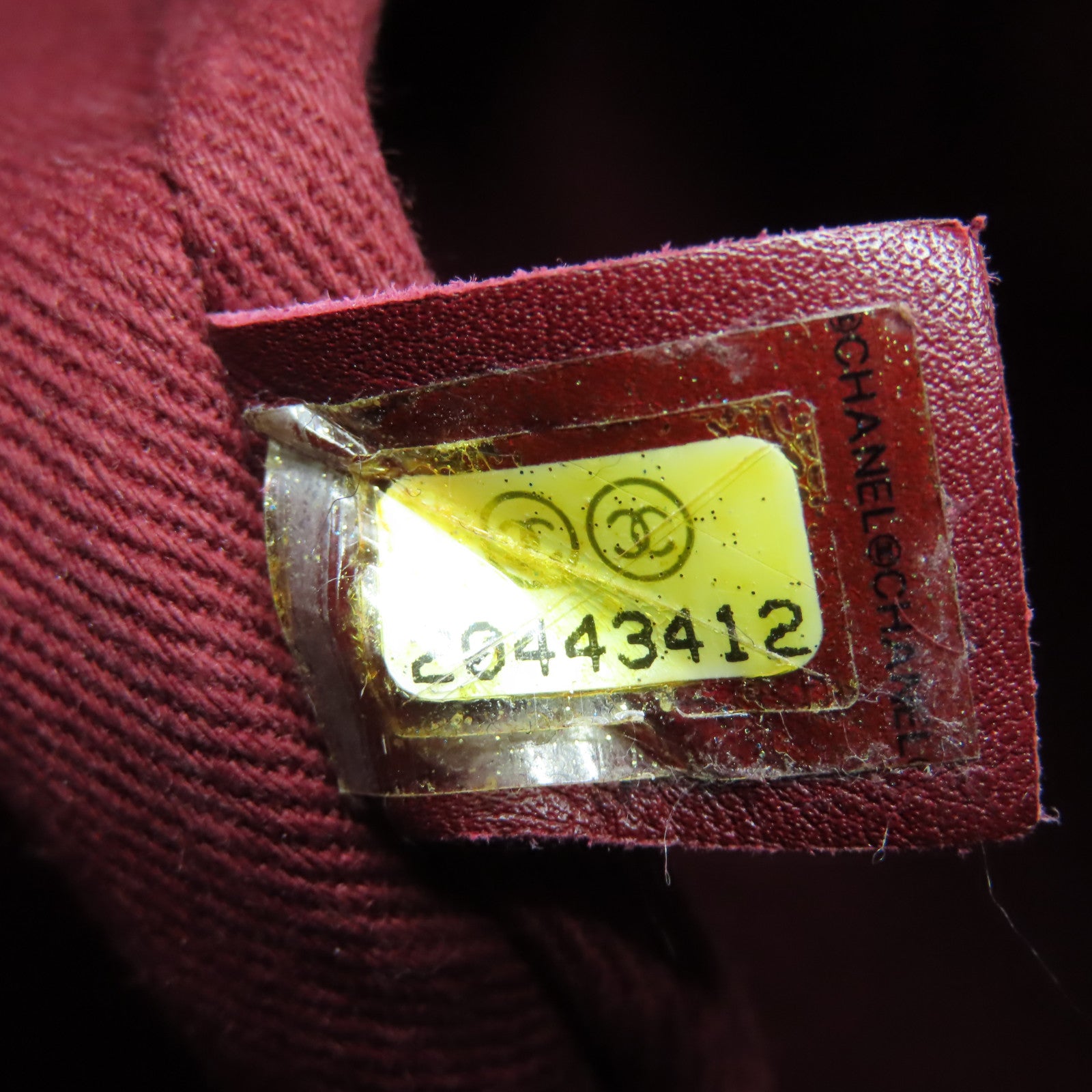 CHANEL 菱格牛皮皮革Chain Shoulder金扣鏈帶肩背袋黑色
