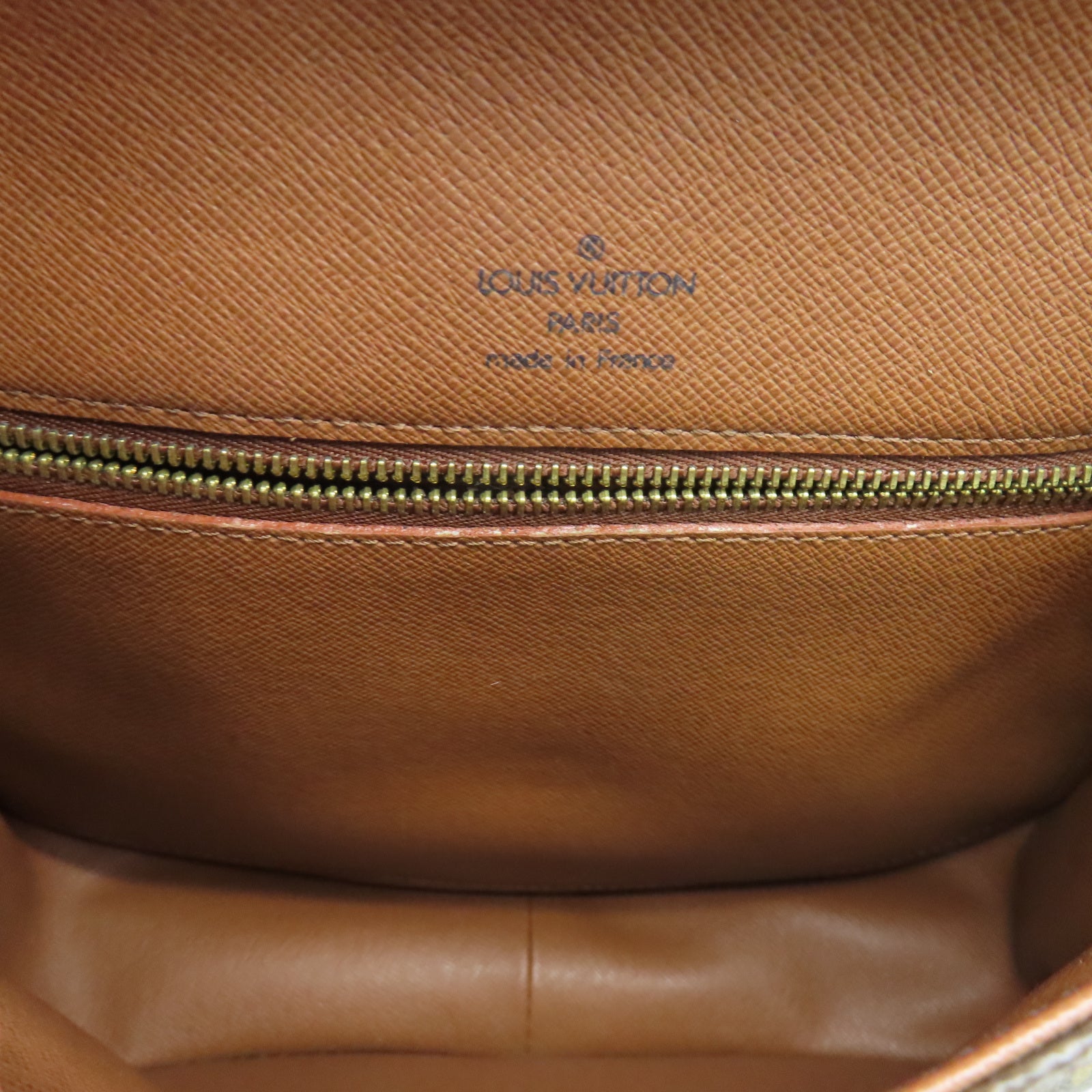 LOUIS VUITTON Monogram Saint Cloud Gold Buckle Shoulder Bag Brown