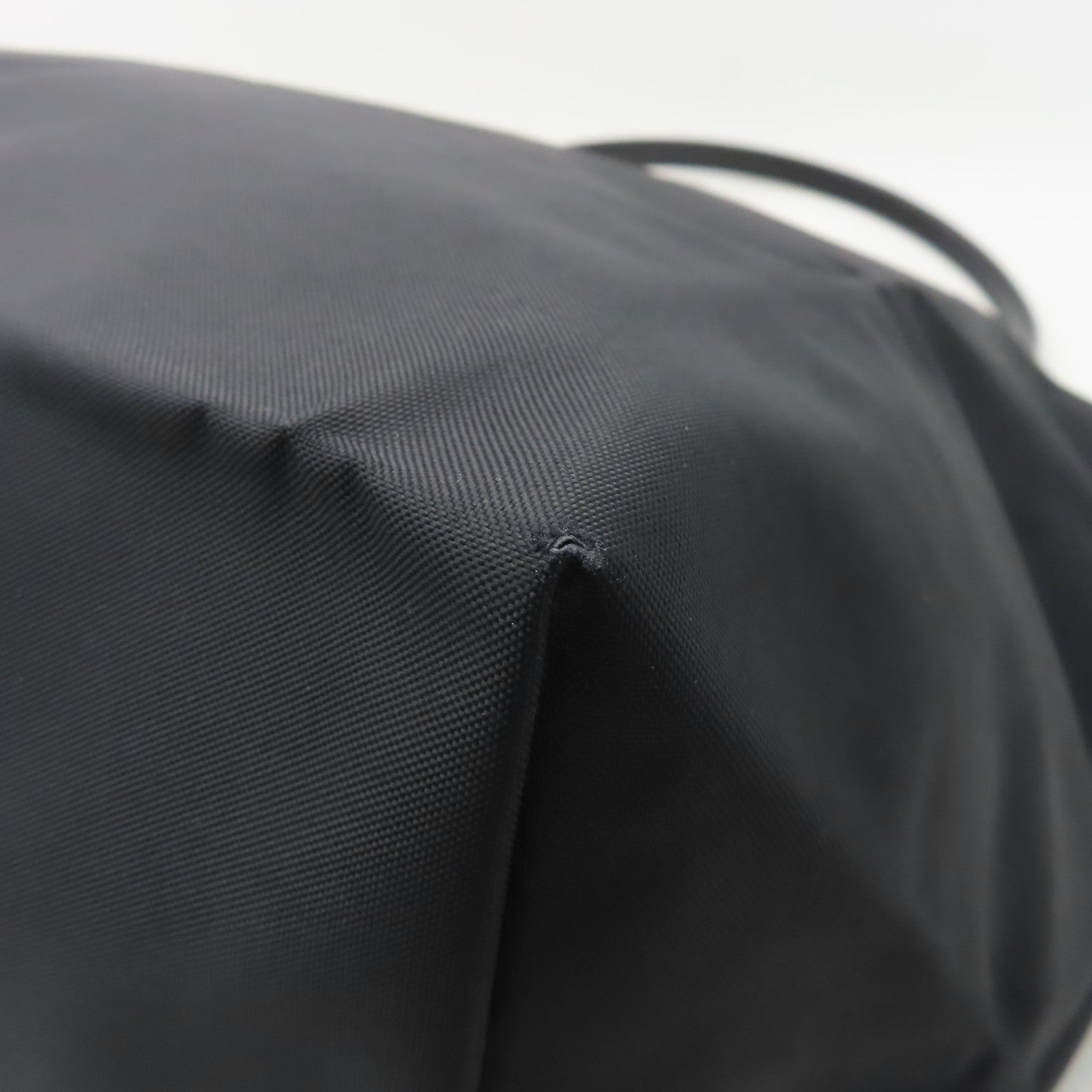 Longchamp 尼龍Shoulder Bag銀扣肩背袋黑色/米色