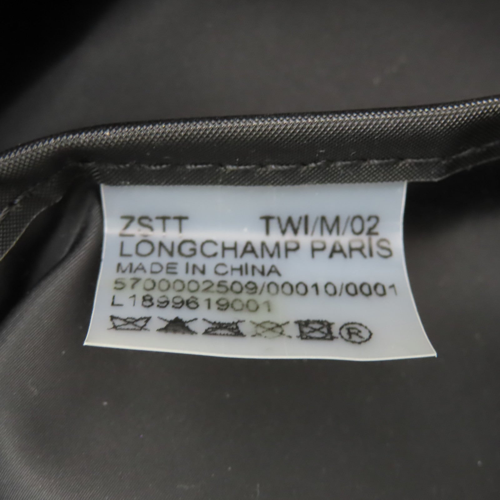Longchamp 尼龍Shoulder Bag銀扣肩背袋黑色/米色