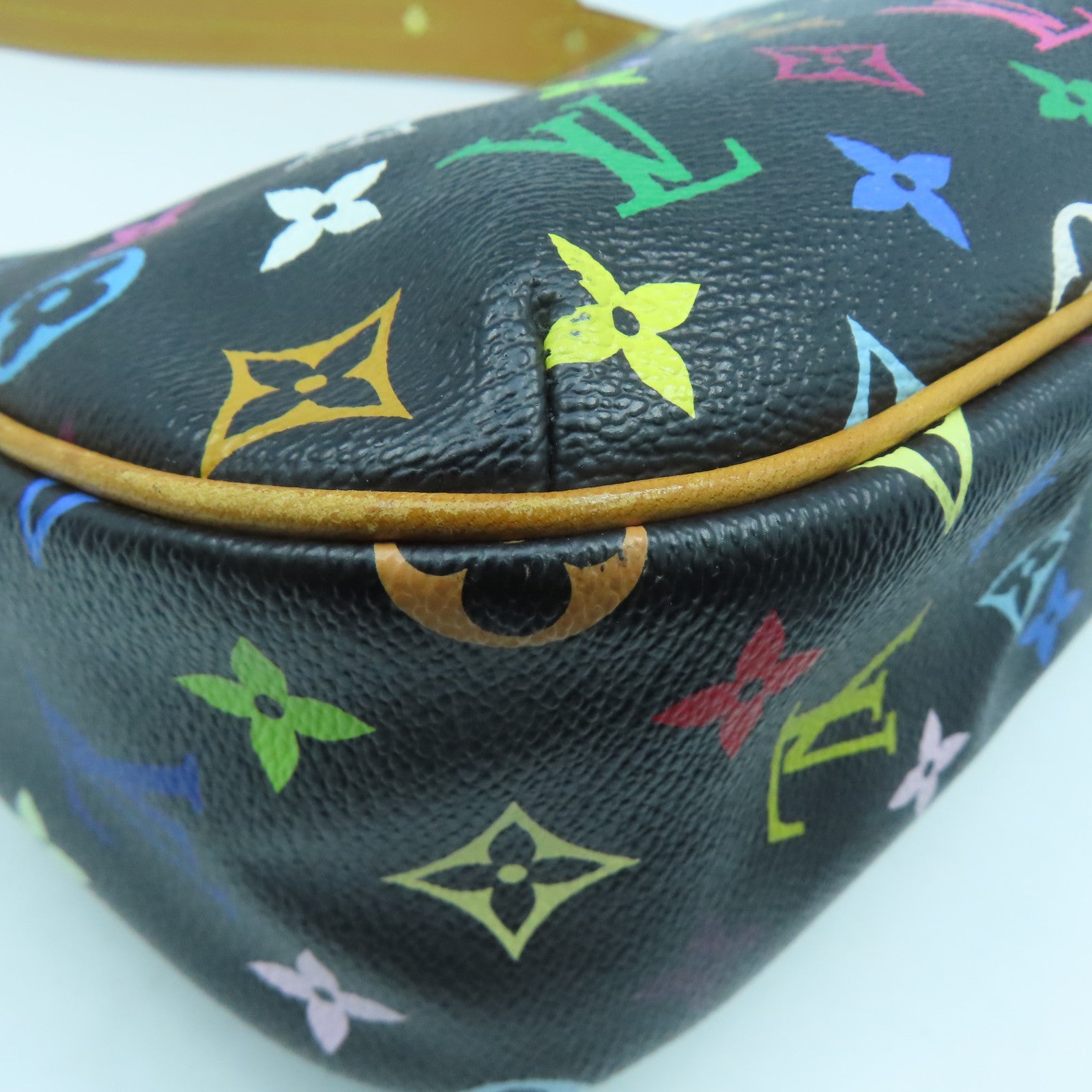 LOUIS VUITTON Monogram Multicolore Lodge PM金扣肩背袋黑色/彩色