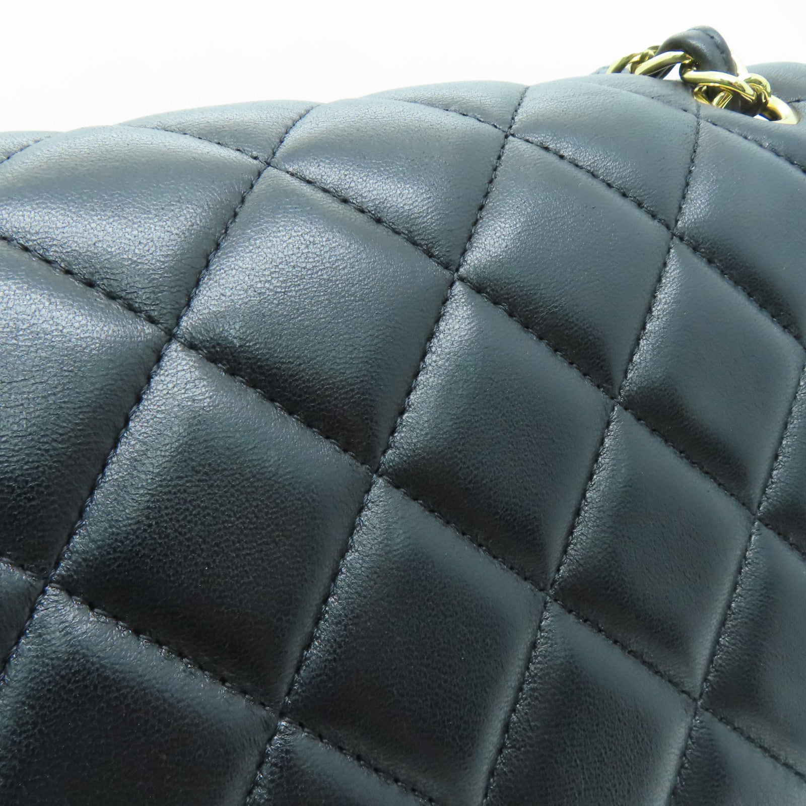 CHANEL 菱格羊皮皮革Classic Jumbo金扣肩背袋黑色