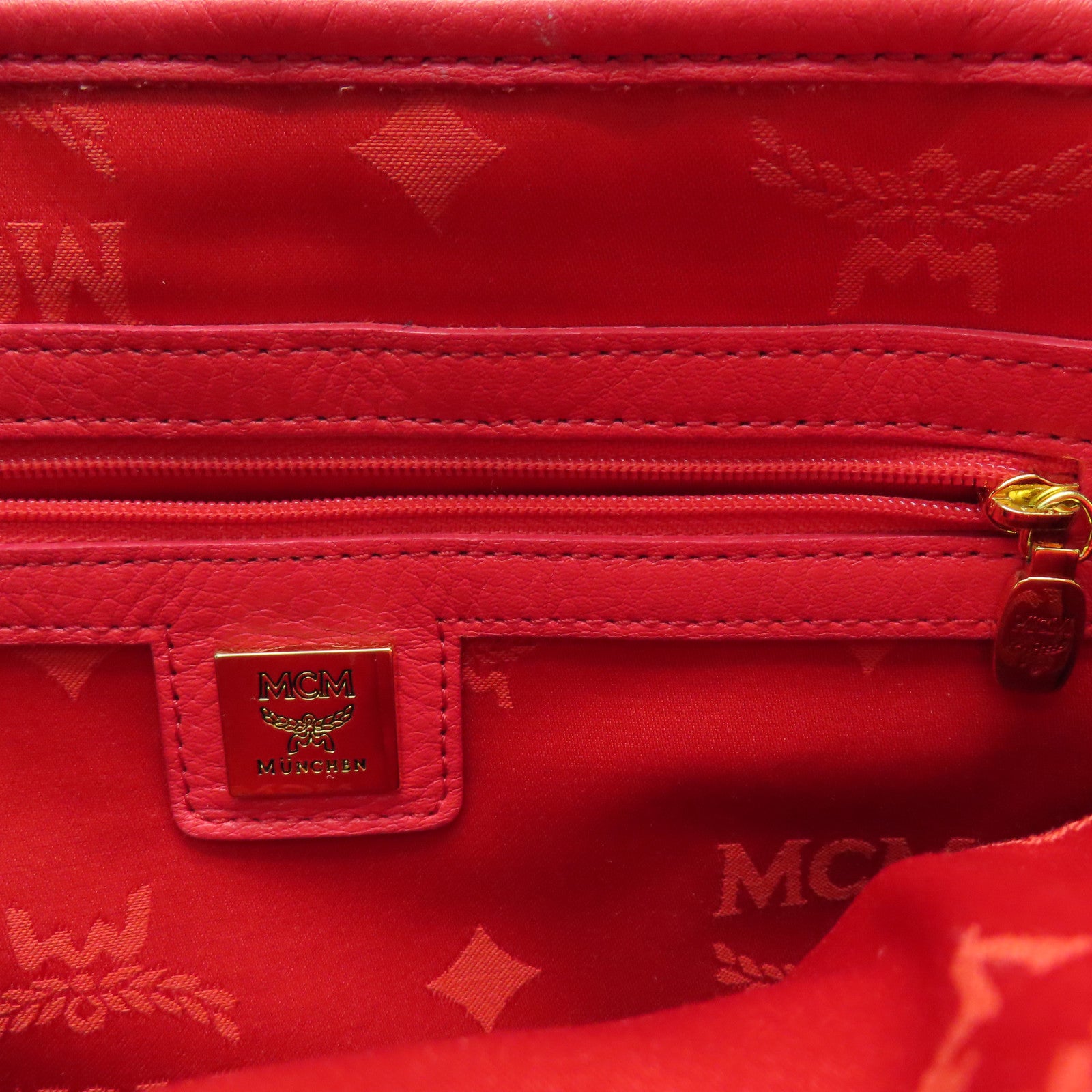 MCM 牛皮皮革Rucksack金扣背包紅色