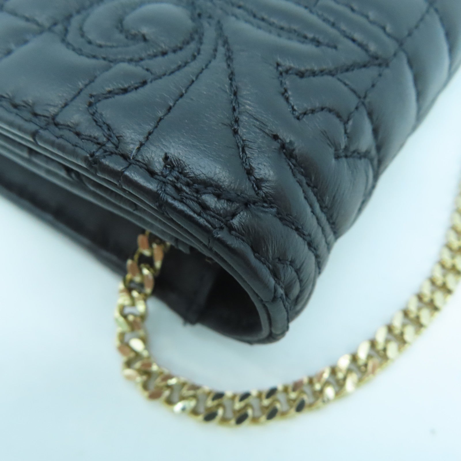 VERSACE 牛皮皮革Wallet On Chain金扣鏈帶肩背袋黑色