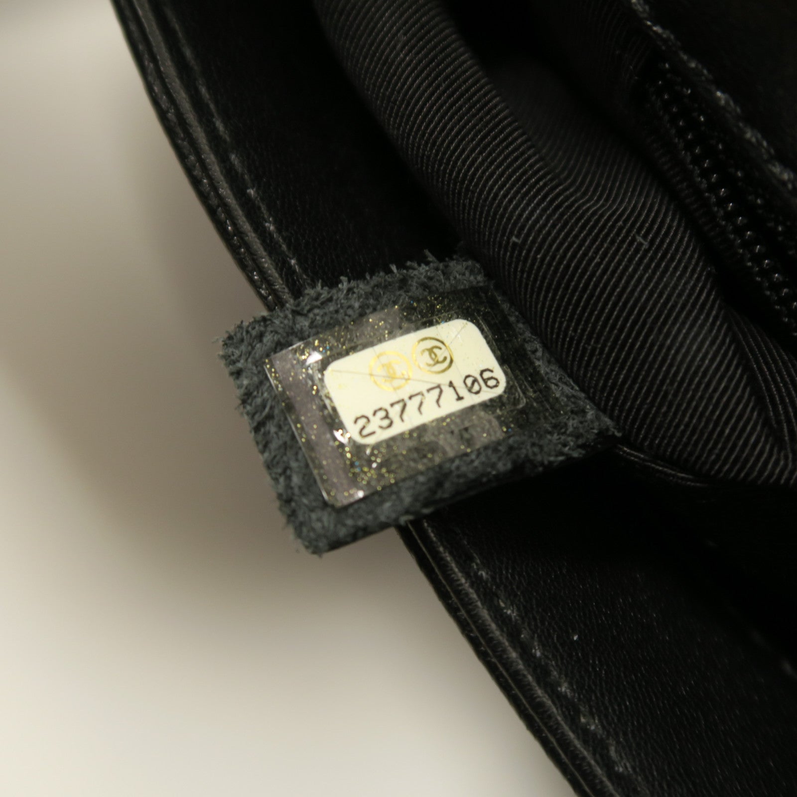 CHANEL 菱格牛皮皮革Chain Shoulder銀扣鏈帶肩背袋黑色