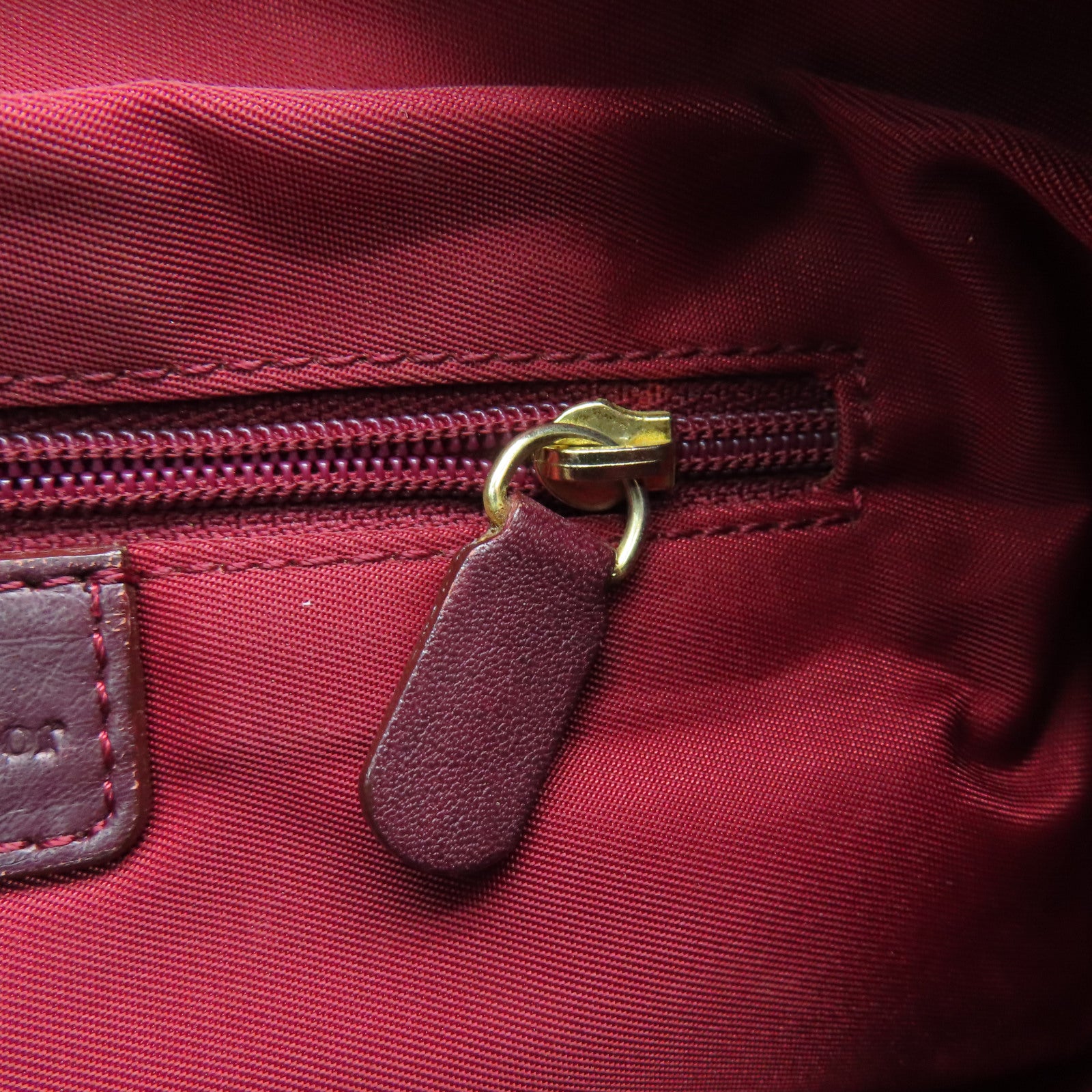 Dior 帆布Pochette金扣肩背袋紅色