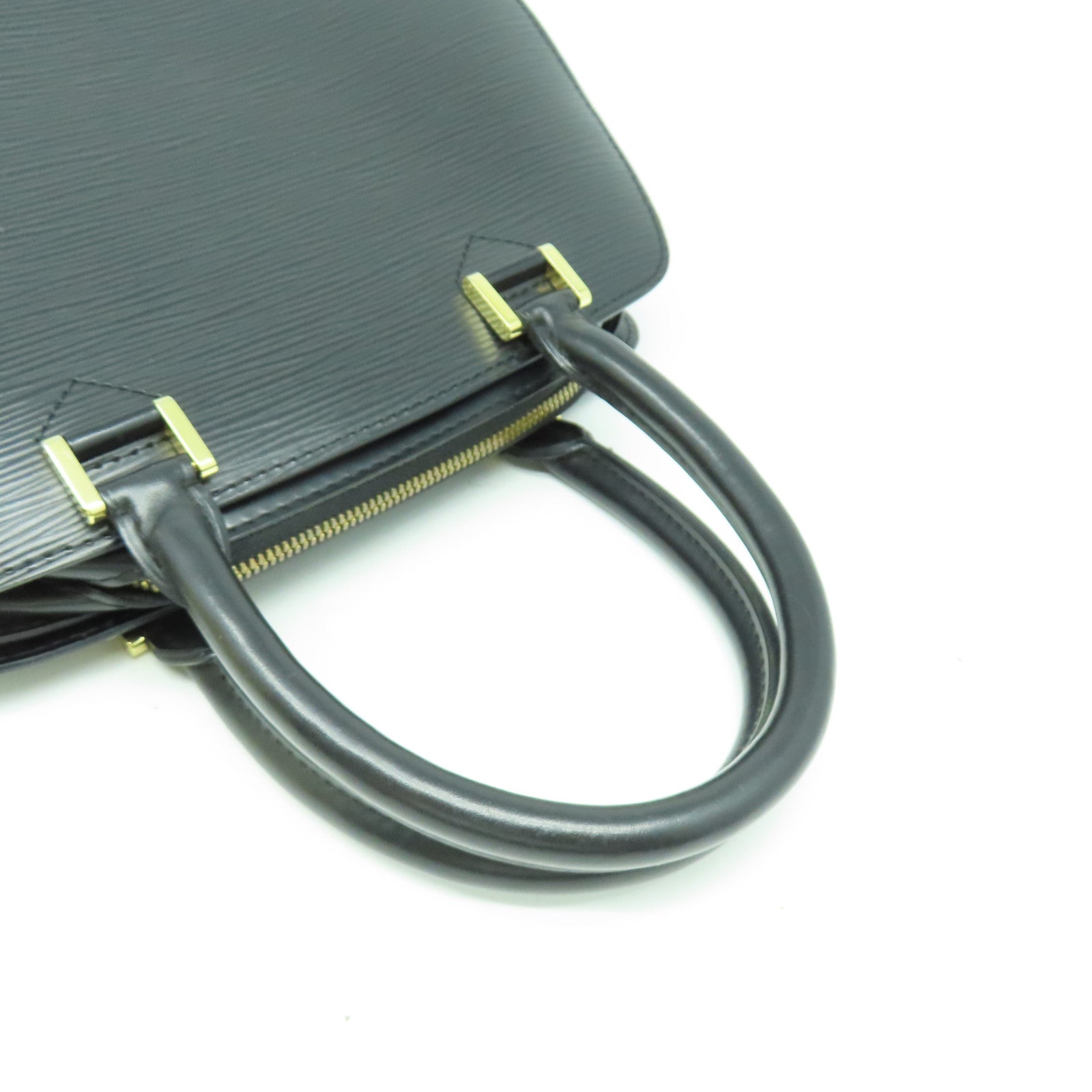 LOUIS VUITTON Epi Pont Neuf金扣手挽袋黑色