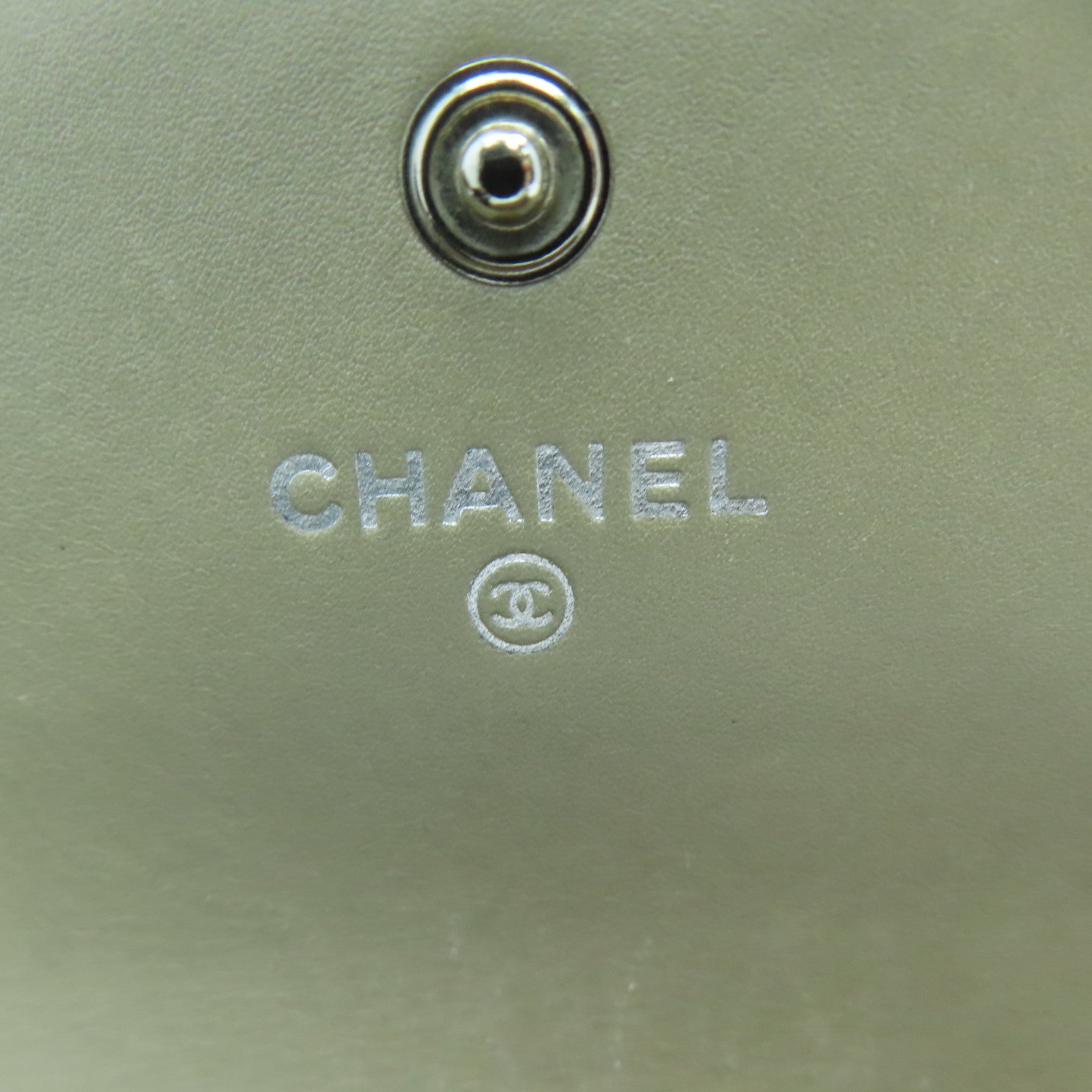 CHANEL 牛皮皮革Boy Long Wallet銀扣長錢包卡其色