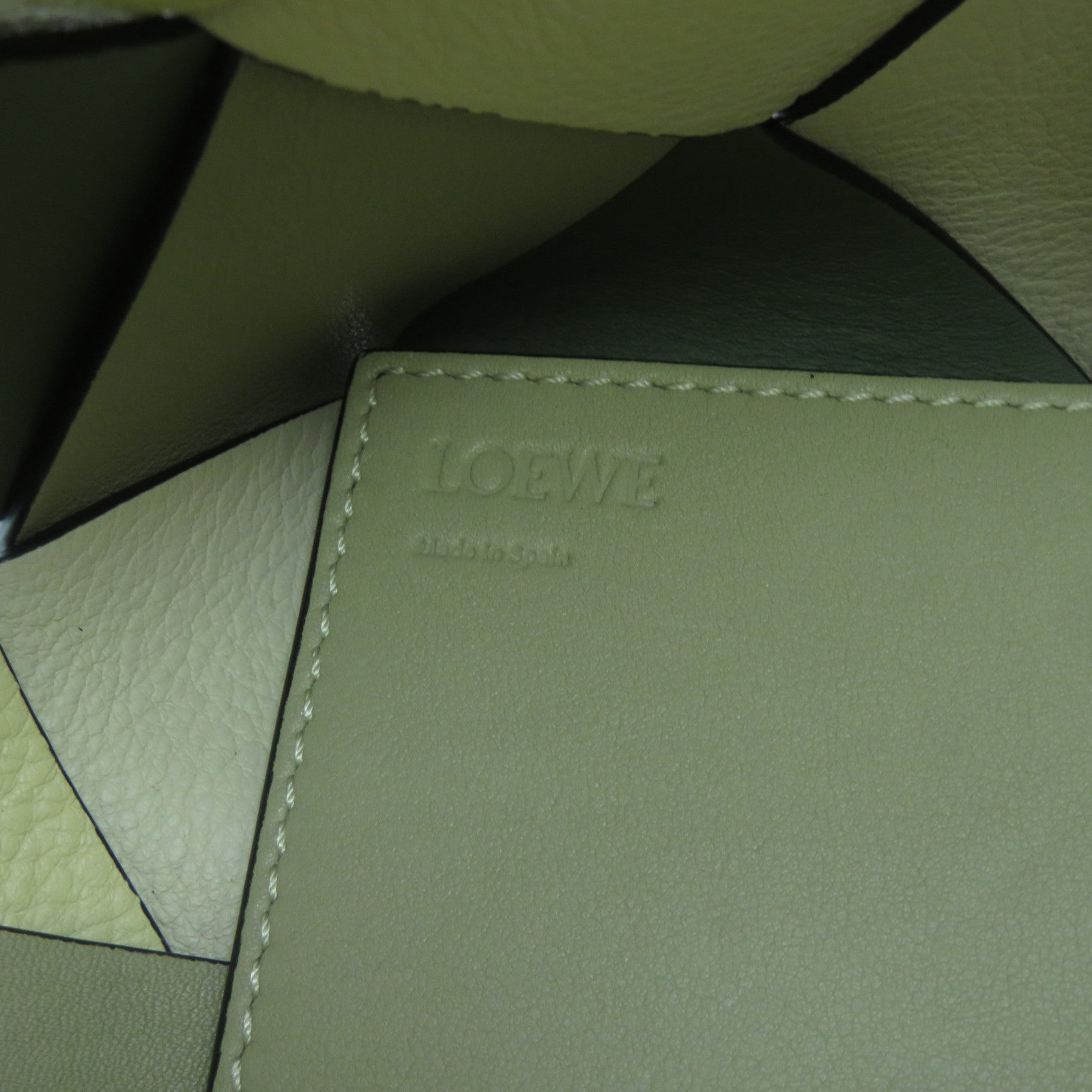 LOEWE 牛皮皮革Hand Bag金扣手挽袋綠色/米色