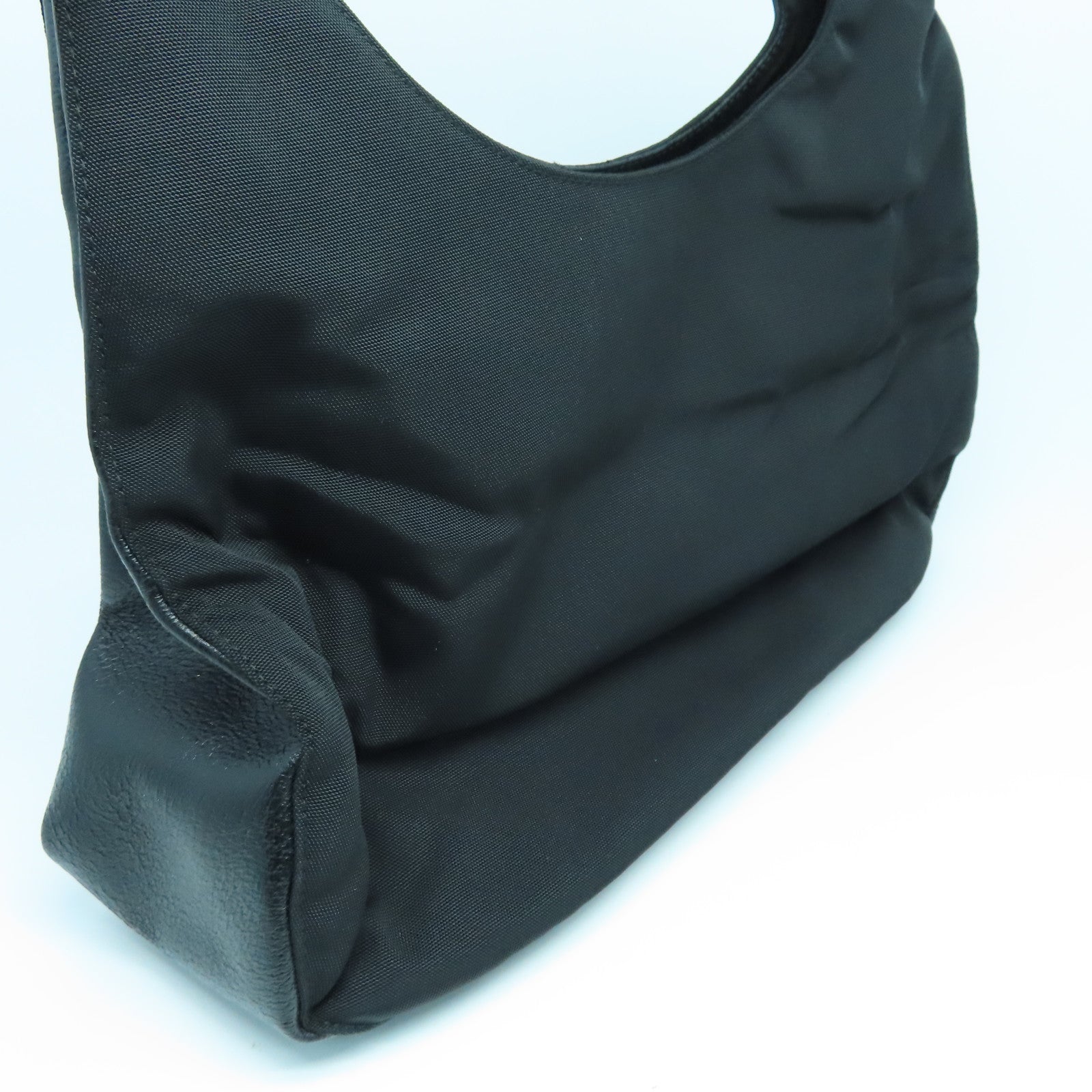 GUCCI 尼龙Shoulder Bag肩背袋黑色