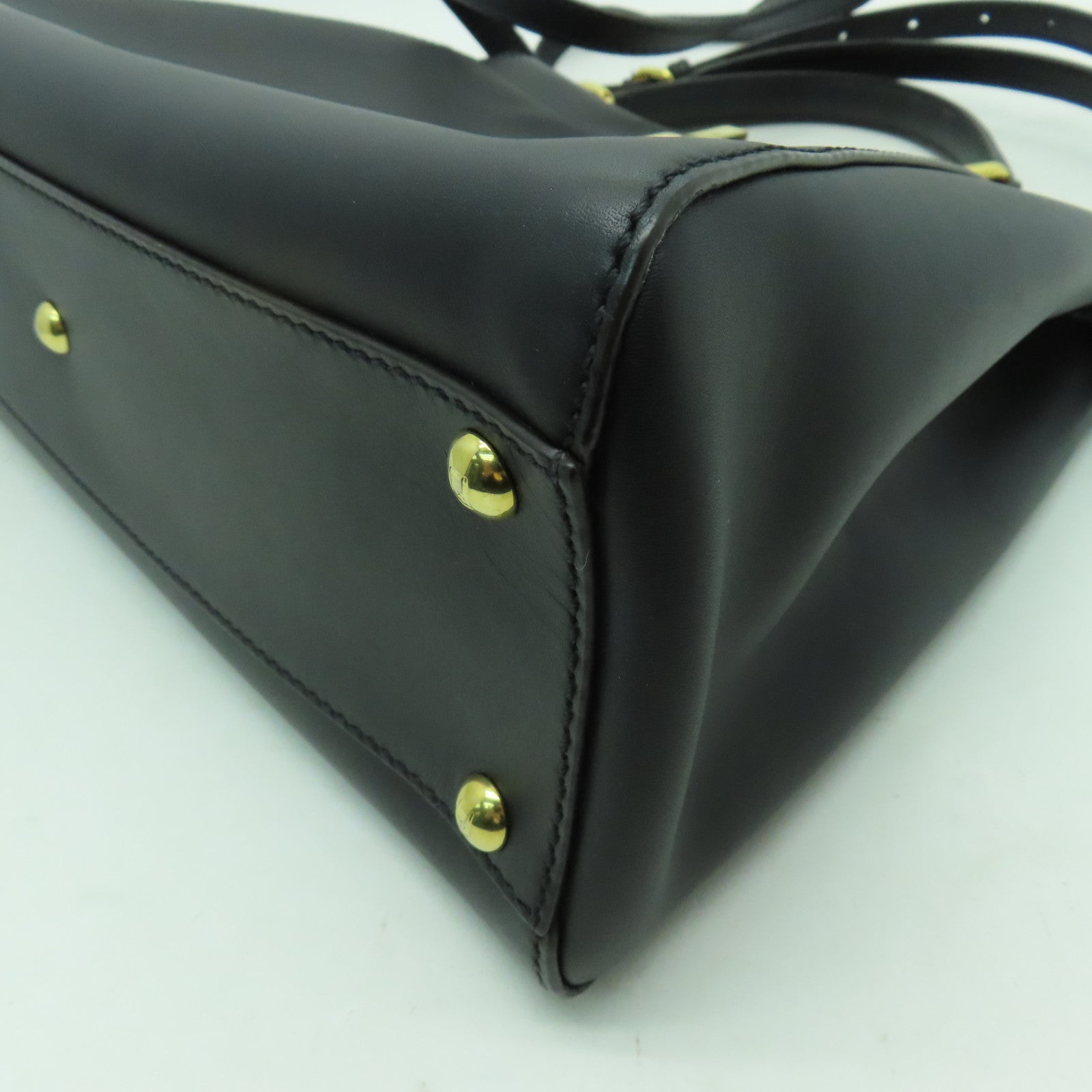 FENDI 牛皮皮革Peekaboo金扣手挽肩背兩用袋黑色