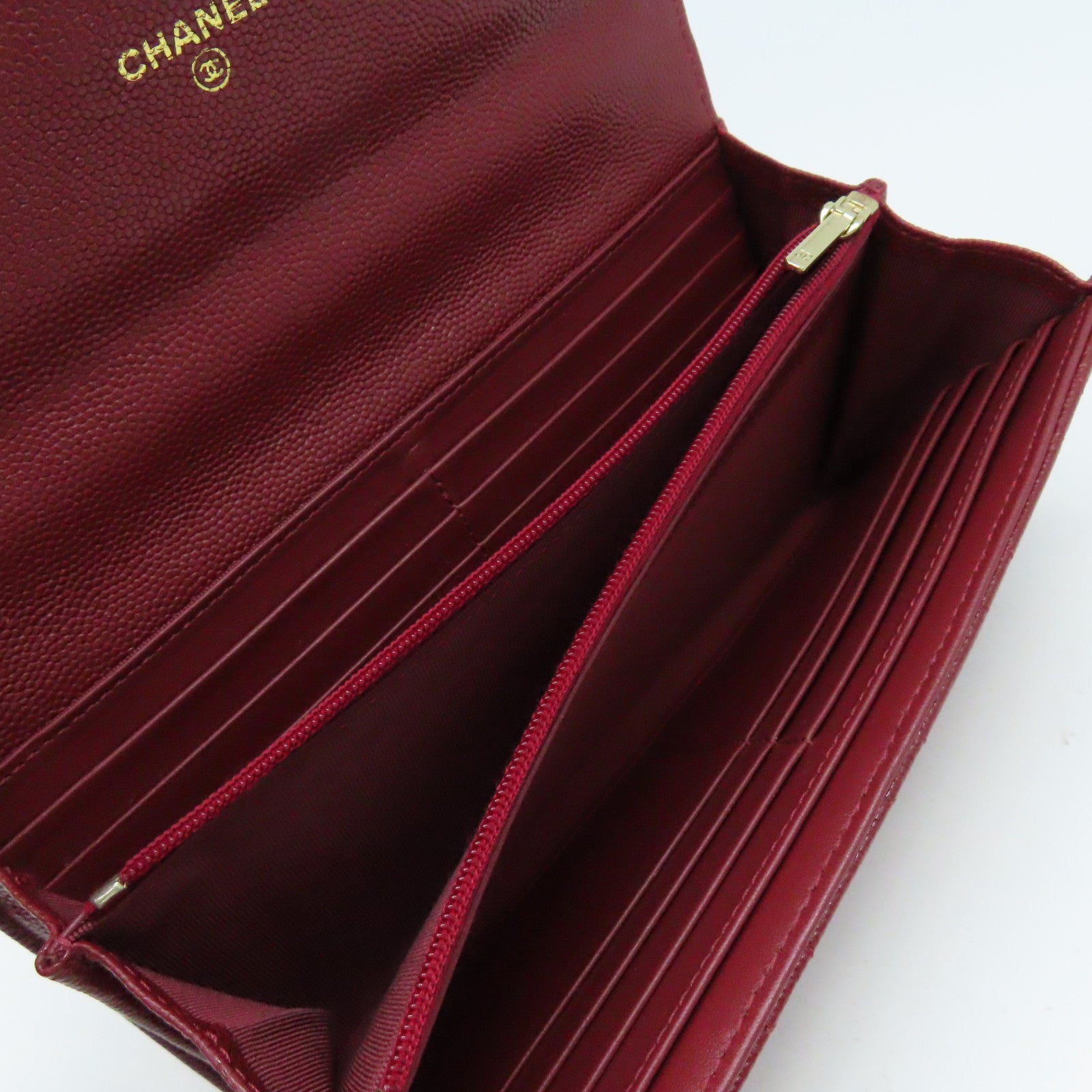 CHANEL 【激減優惠】菱格Caviar皮革Fold Wallet金扣長錢包酒紅色