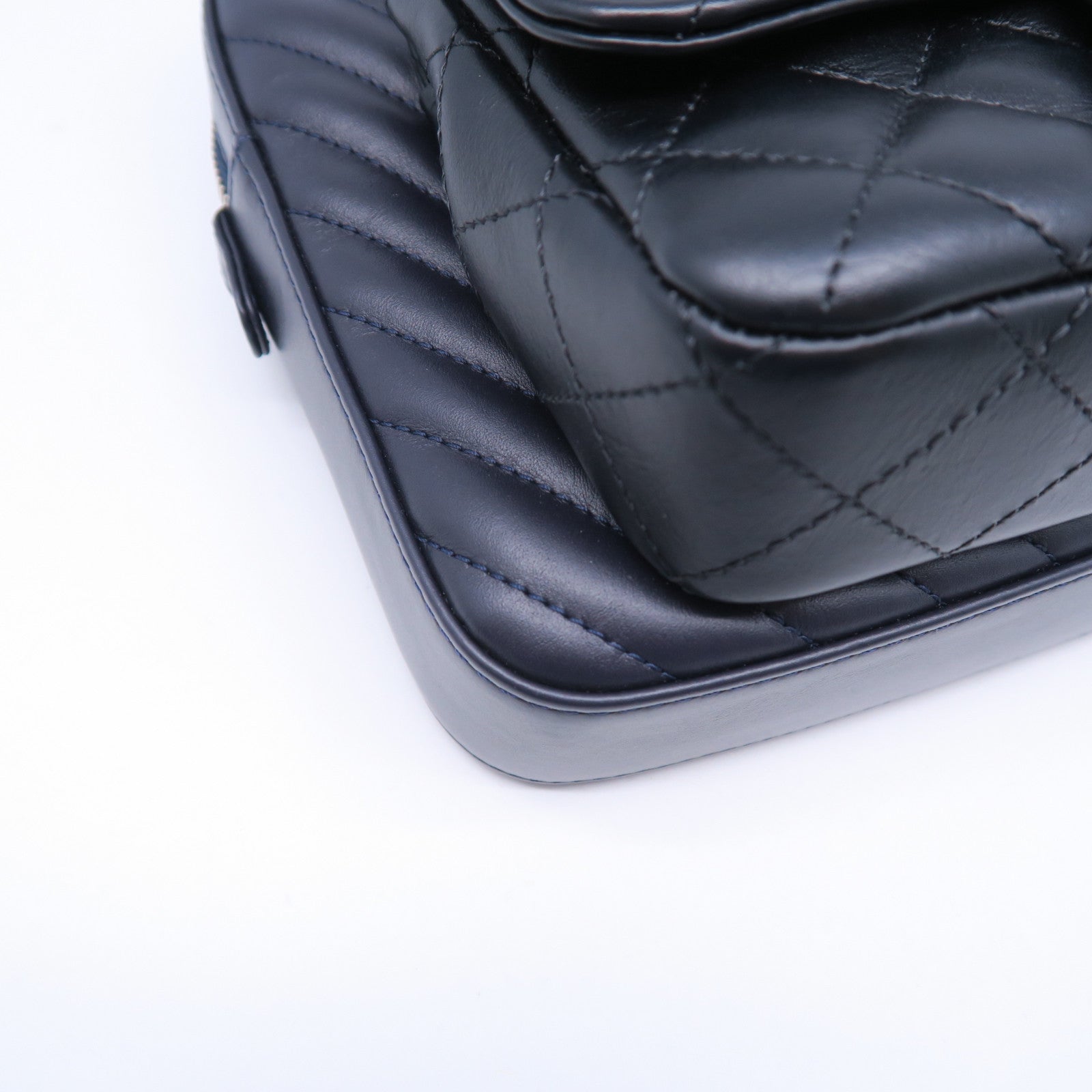 CHANEL 斜紋/菱格牛皮皮革Chain Shoulder Bag銀扣鏈帶肩背袋深藍色/黑色