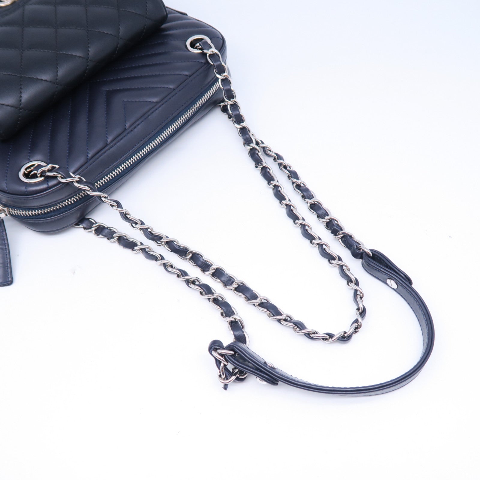 CHANEL 斜紋/菱格牛皮皮革Chain Shoulder Bag銀扣鏈帶肩背袋深藍色/黑色