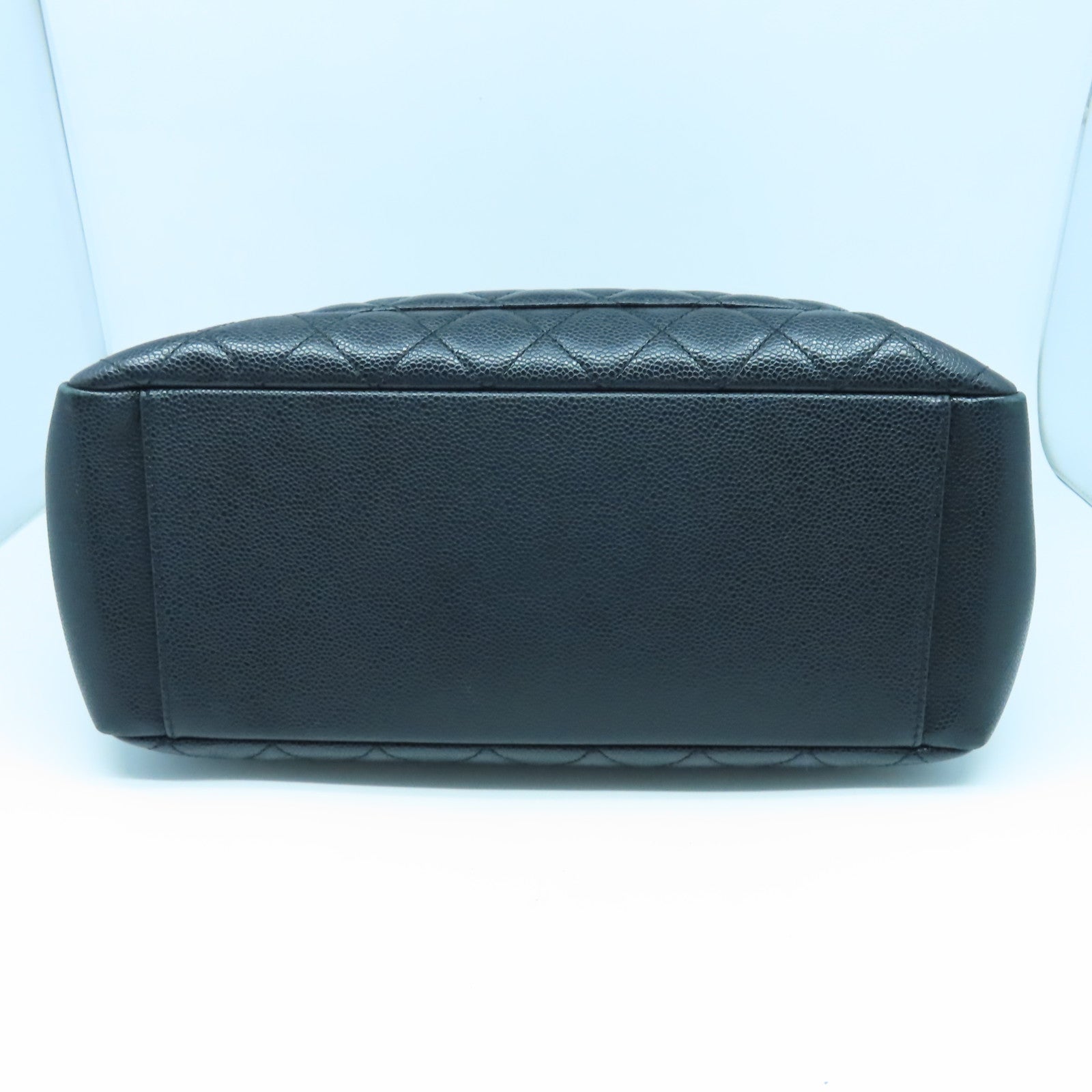 CHANEL Caviar皮革GST銀扣鏈帶肩背袋黑色