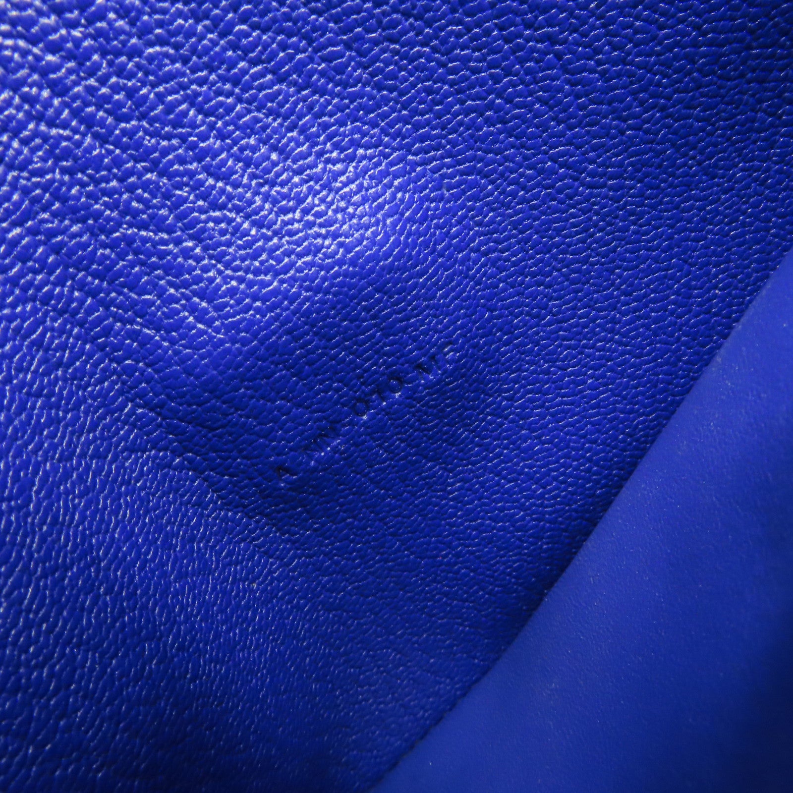 HERMES Chevre皮革Clic 16 Shoulder Bag銀扣肩背袋Bleu Electrique電光藍色