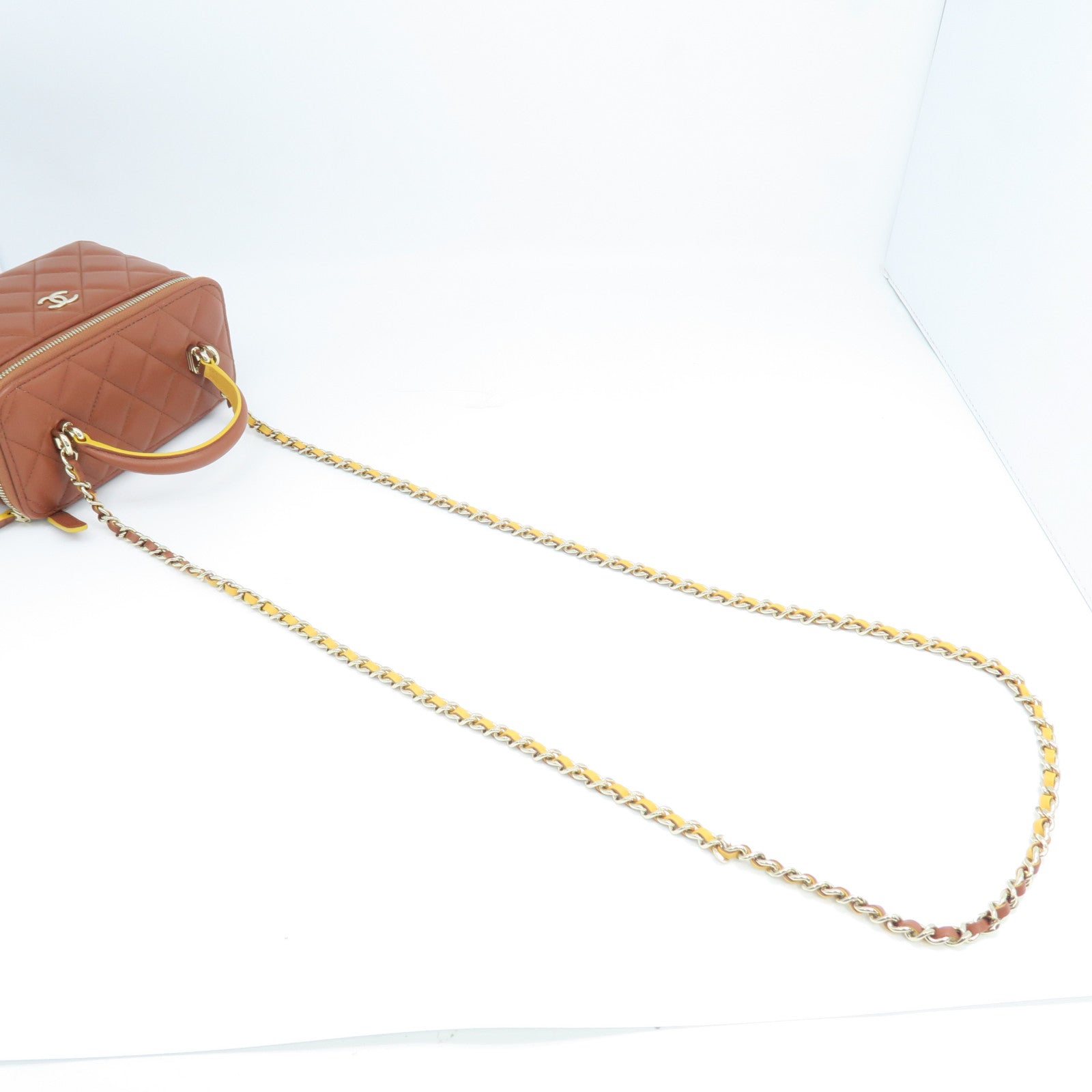 CHANEL Diamond Sheepskin Leather Top Handle Vanity Case Gold Buckle Chain Strap Shoulder Bag Brown/Yellow