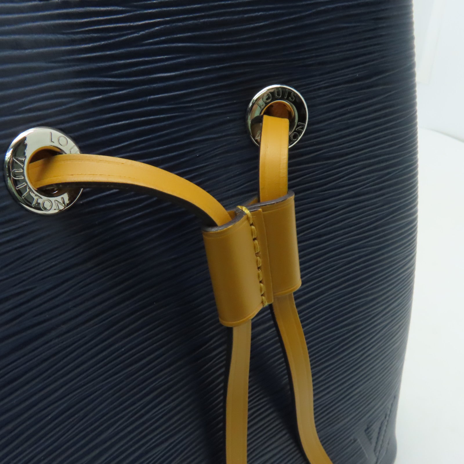 LOUIS VUITTON Epi Neo Noe BB銀扣手挽肩背兩用袋藍色/棕色